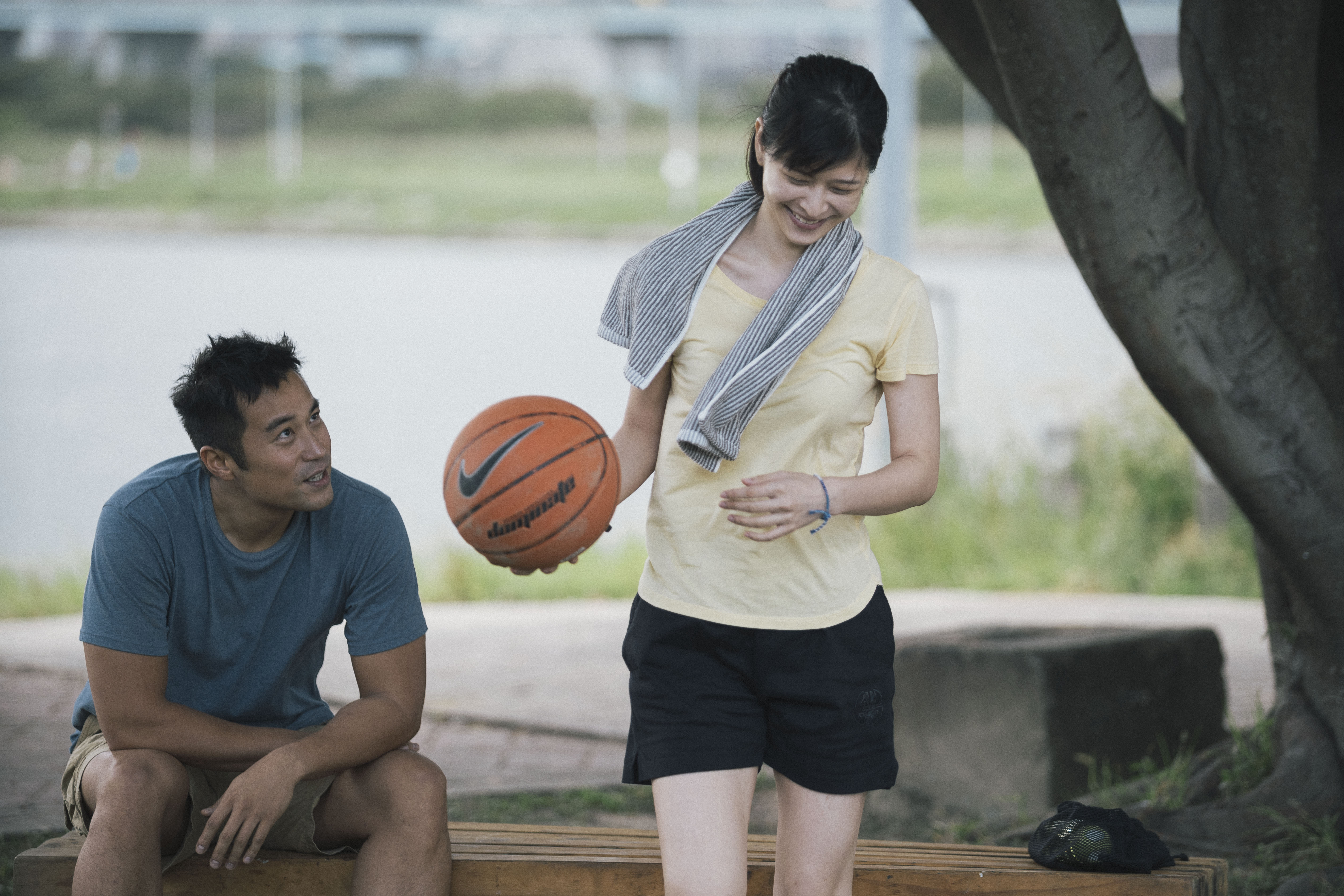 江宜蓉（右）很開心能與張孝全（左）與李康生2位影帝合作，與他們對戲擦出了不同顏色的火花。（傳影互動）