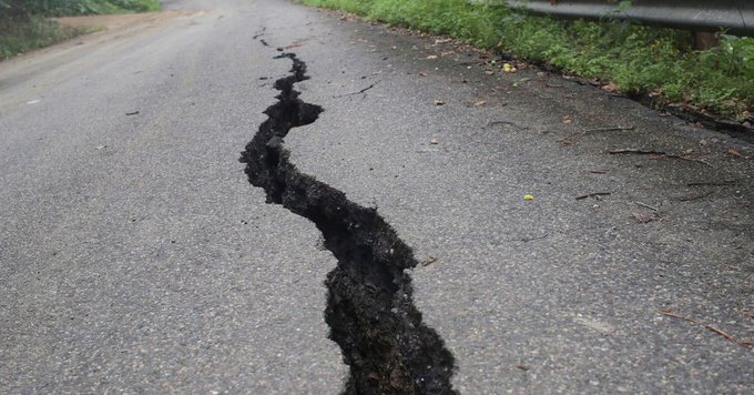 墨西哥又發生強震！規模6.8，民眾有感「搖很久」。（翻自推特）