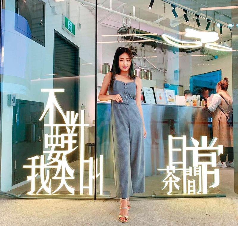 丫頭(詹子晴)昨發文表示自己喉嚨痛無法說話,必須把工作排開讓她很崩潰。(翻攝自詹子晴IG)