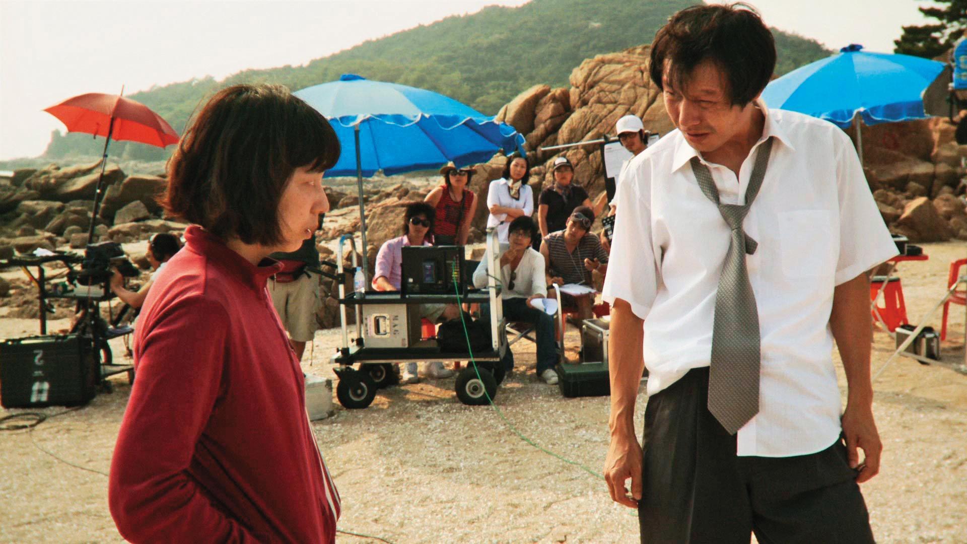 《膠捲家庭》描繪的正是申秀媛從教師轉行當電影導演的心路歷程,榮獲東京國際影展最佳亞洲電影獎肯定。(翻攝自Daum Movie)