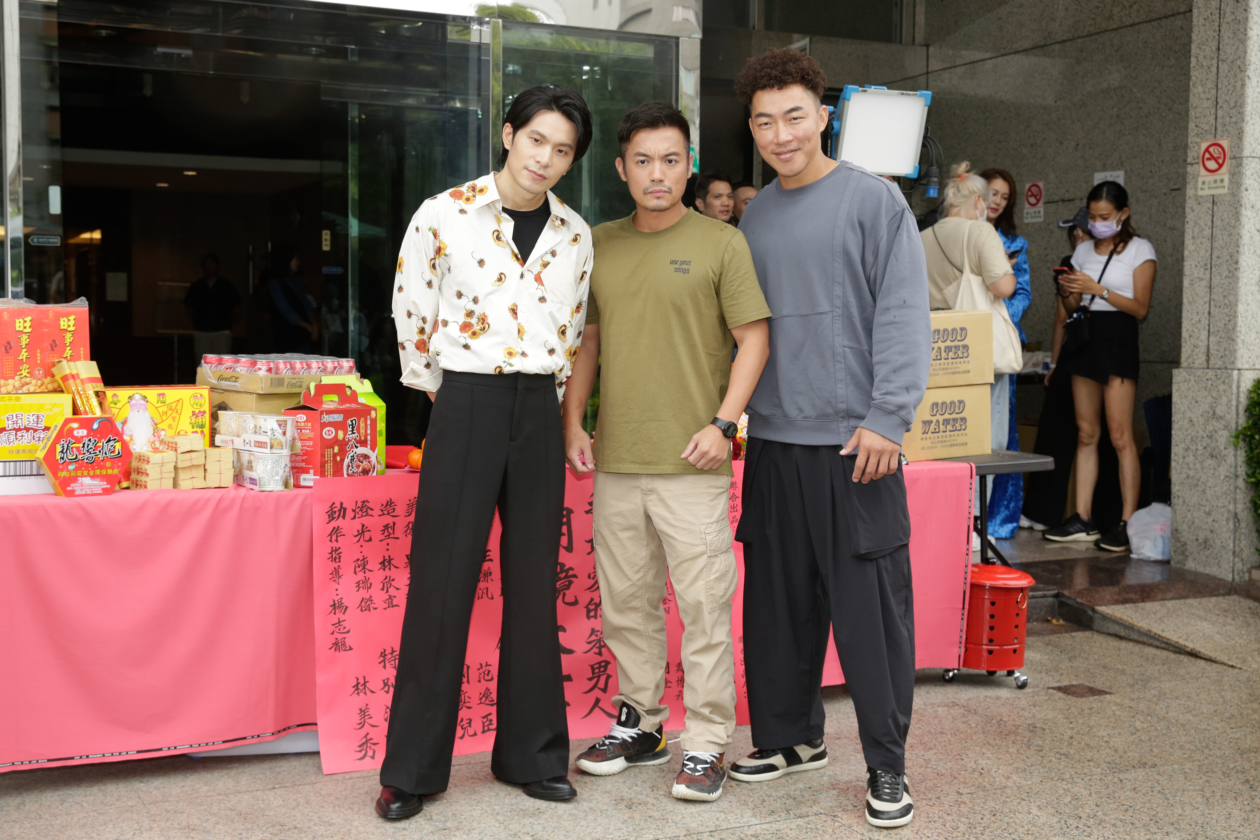 范逸臣、姚淳耀、郭泓志在片中扮演好友，最近頻頻練習動作戲。
