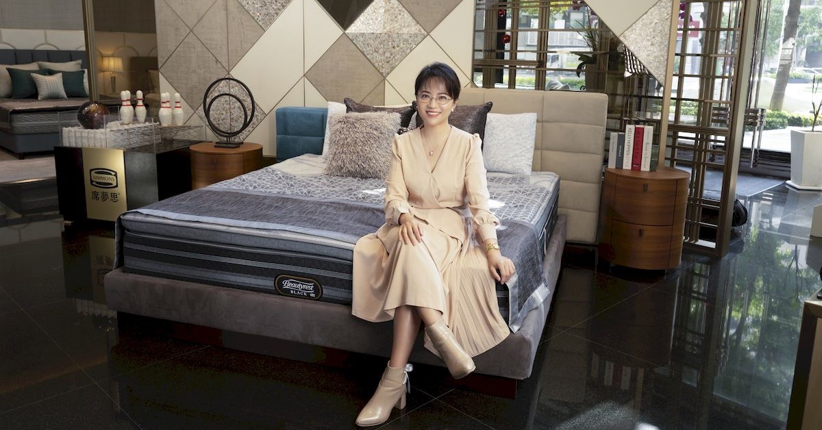 外號小劉醫師的劉宗瑀，現任高雄阮綜合醫院外科醫師，醫療職人劇《村裡來了個暴走女外科》改編自她的同名著作，也反映她幾經波折的醫界人生，一路過關斬將，對外科仍充滿熱忱。