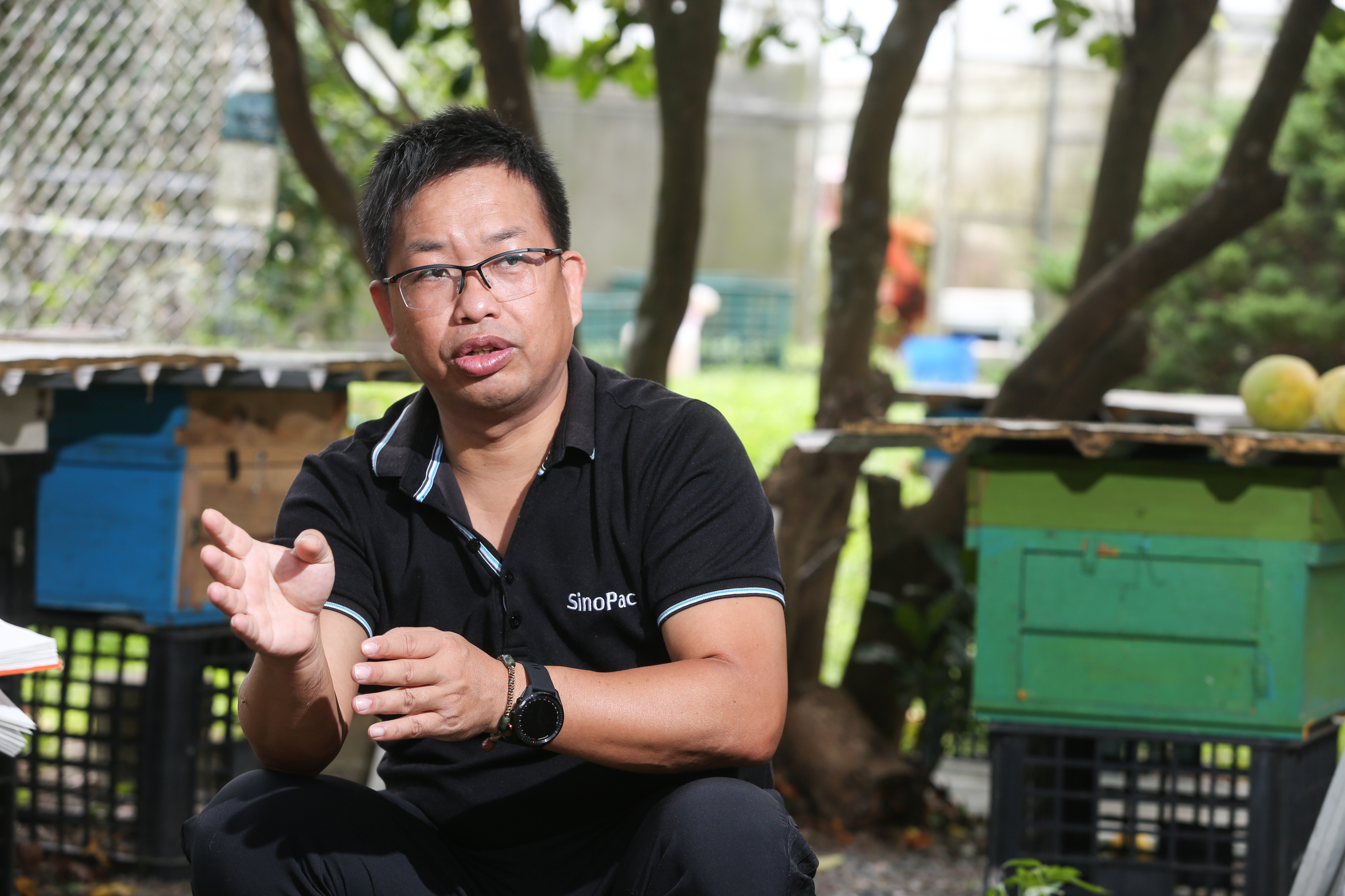 黃烽旗是農家子弟，從務農中逐漸看清自己的投資本性。