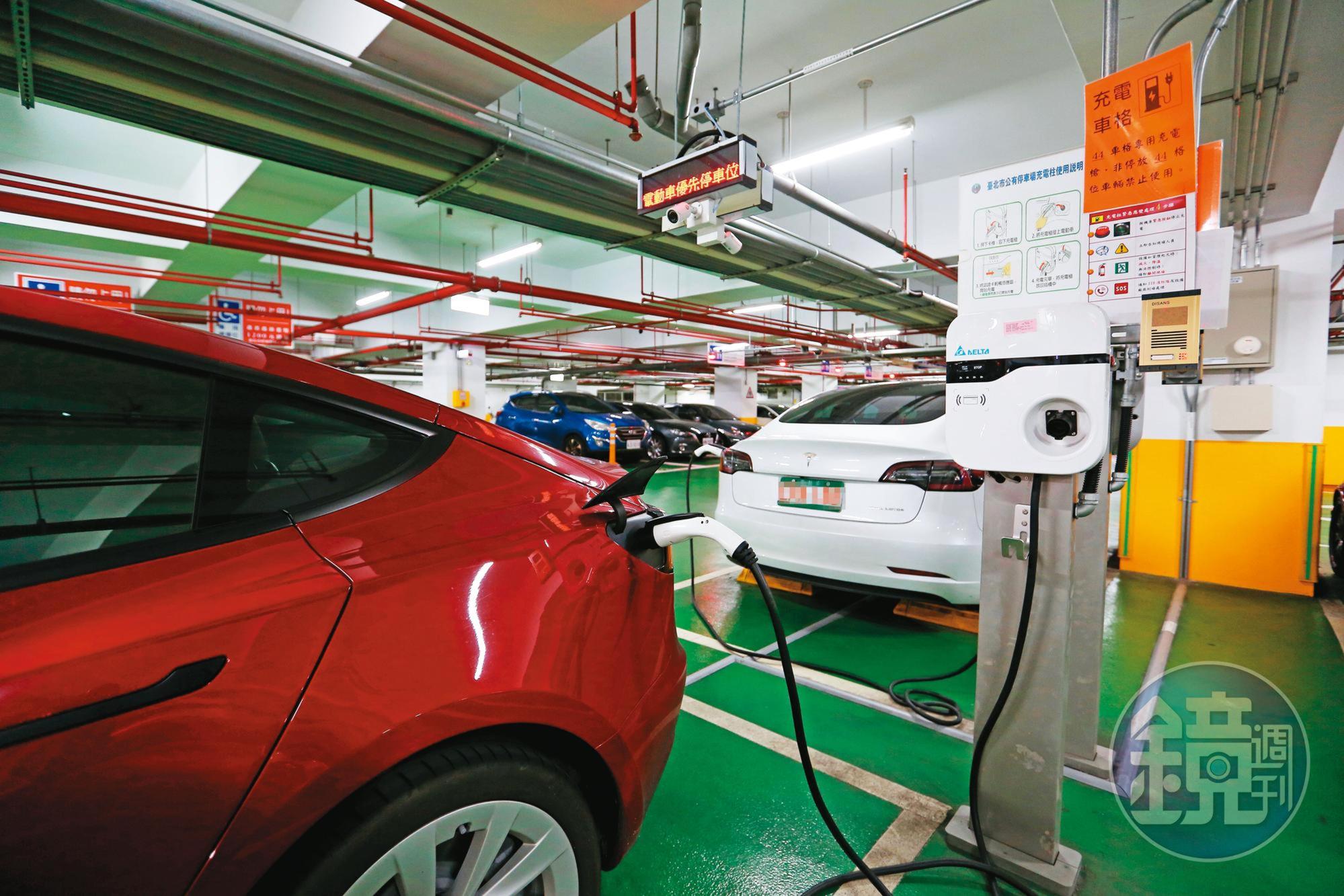 電動車正以驚人的速度增長，3年前買車的時候，電動車只是一個新奇的概念；但是到了2022年，「傳統燃油VS.電動車」已經成為換車車主的2選1了。