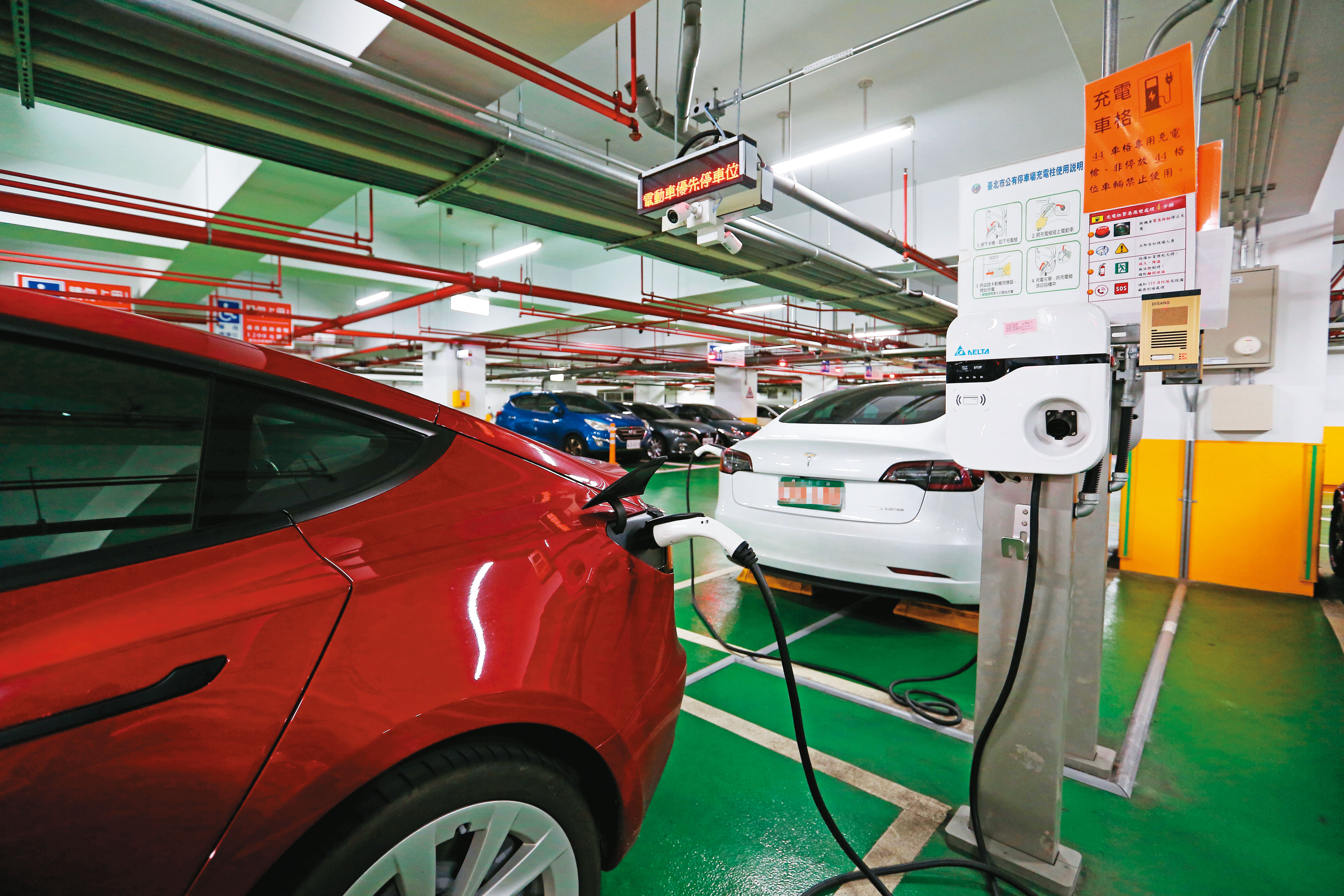 電動車正以驚人的速度增長，3年前買車的時候，電動車只是一個新奇的概念；但是到了2022年，「傳統燃油VS.電動車」已經成為換車車主的2選1了。