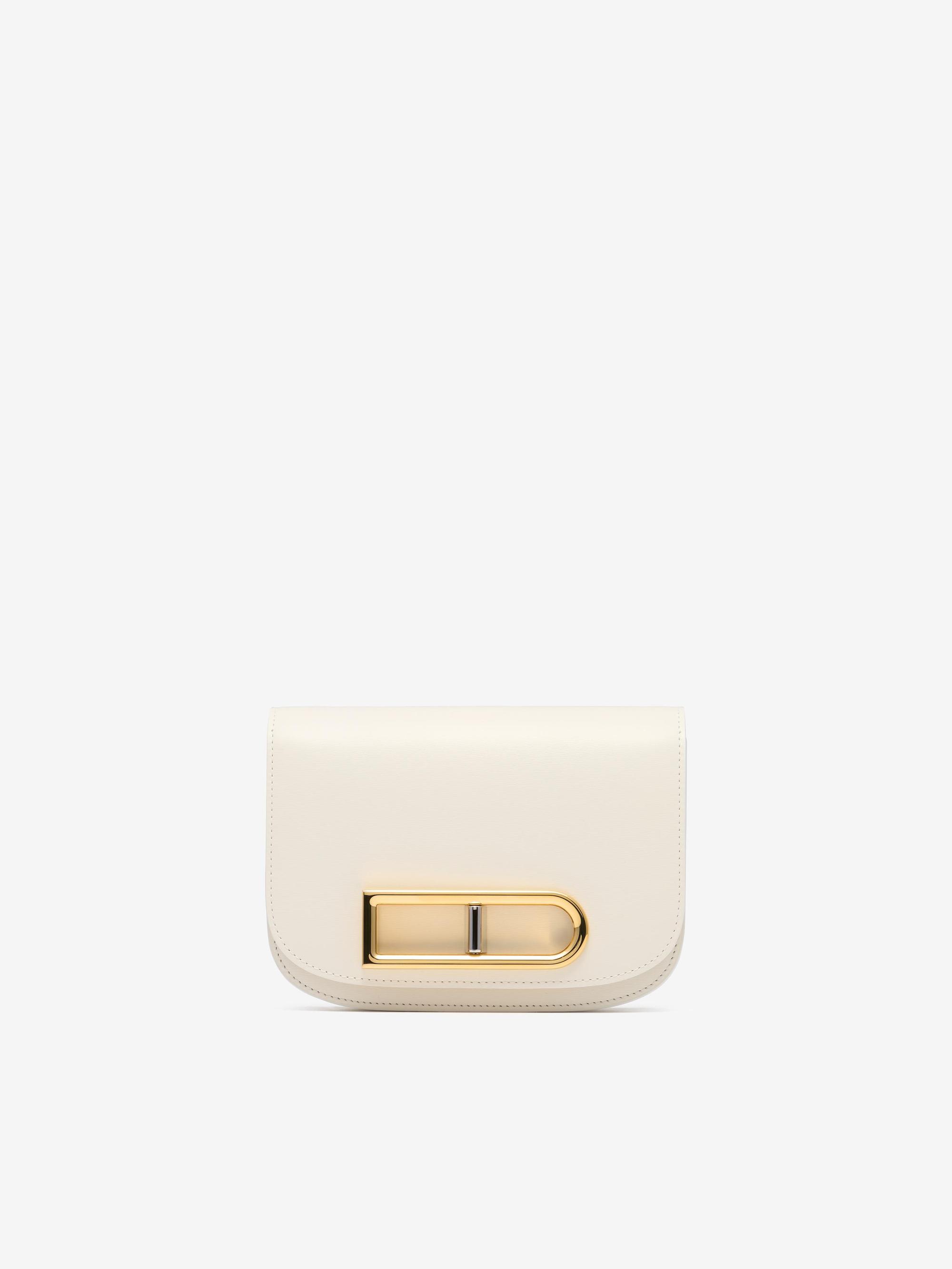 象牙白Lingot Small手袋。NT$130,200（美之心提供）