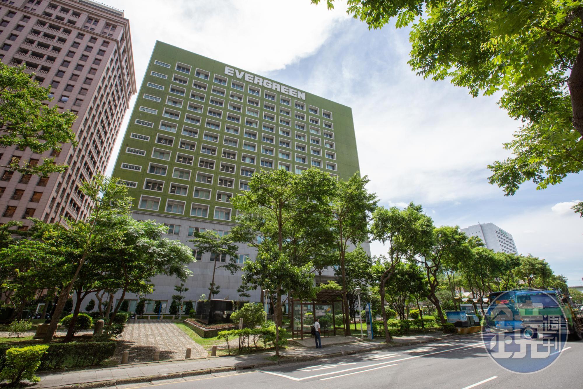 長榮集團家變大轉彎,知情人士透露,四兄弟下一步是要解散集團兩大控股公司。