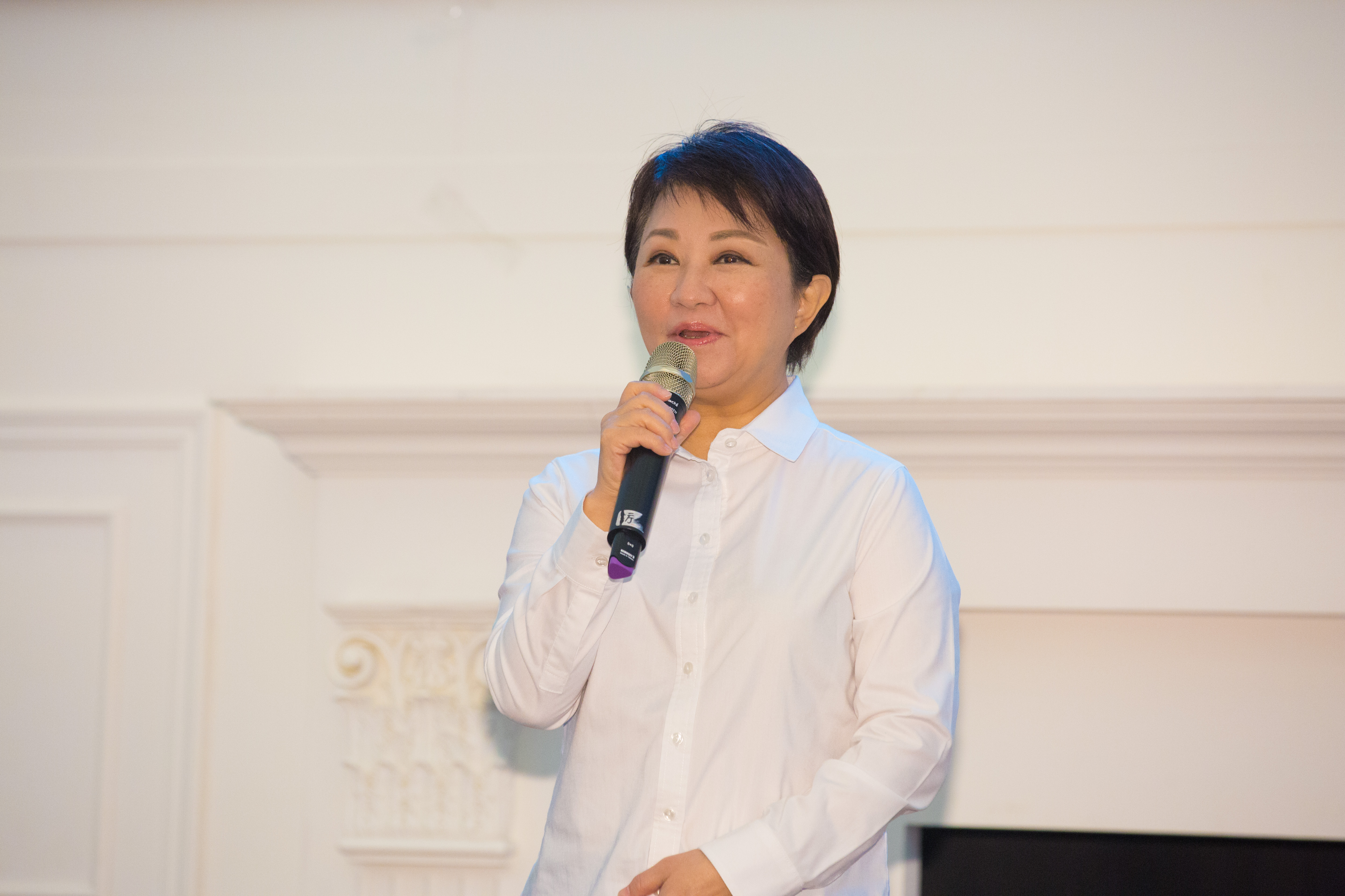 針對台中市府民調標案合約金額愈砸愈多，吳佩蓉表示，盧秀燕（圖）身為媽媽市長，不該精打細算，把人民的納稅錢花在刀口上嗎？（本刊資料照）