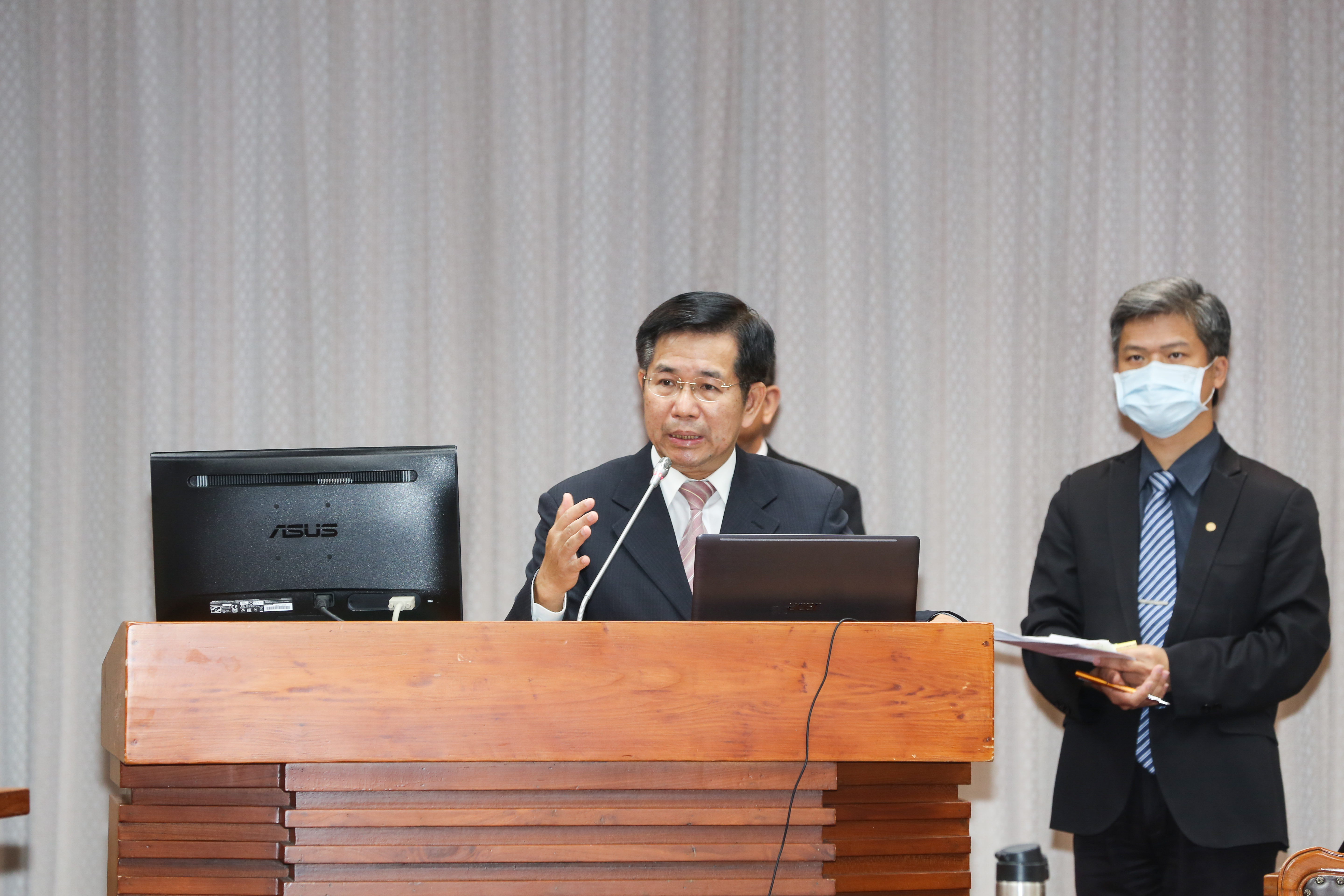 針對營養午餐「班班吃石斑」，潘文忠透露「教育部與學校準備好了」。（本刊資料照）