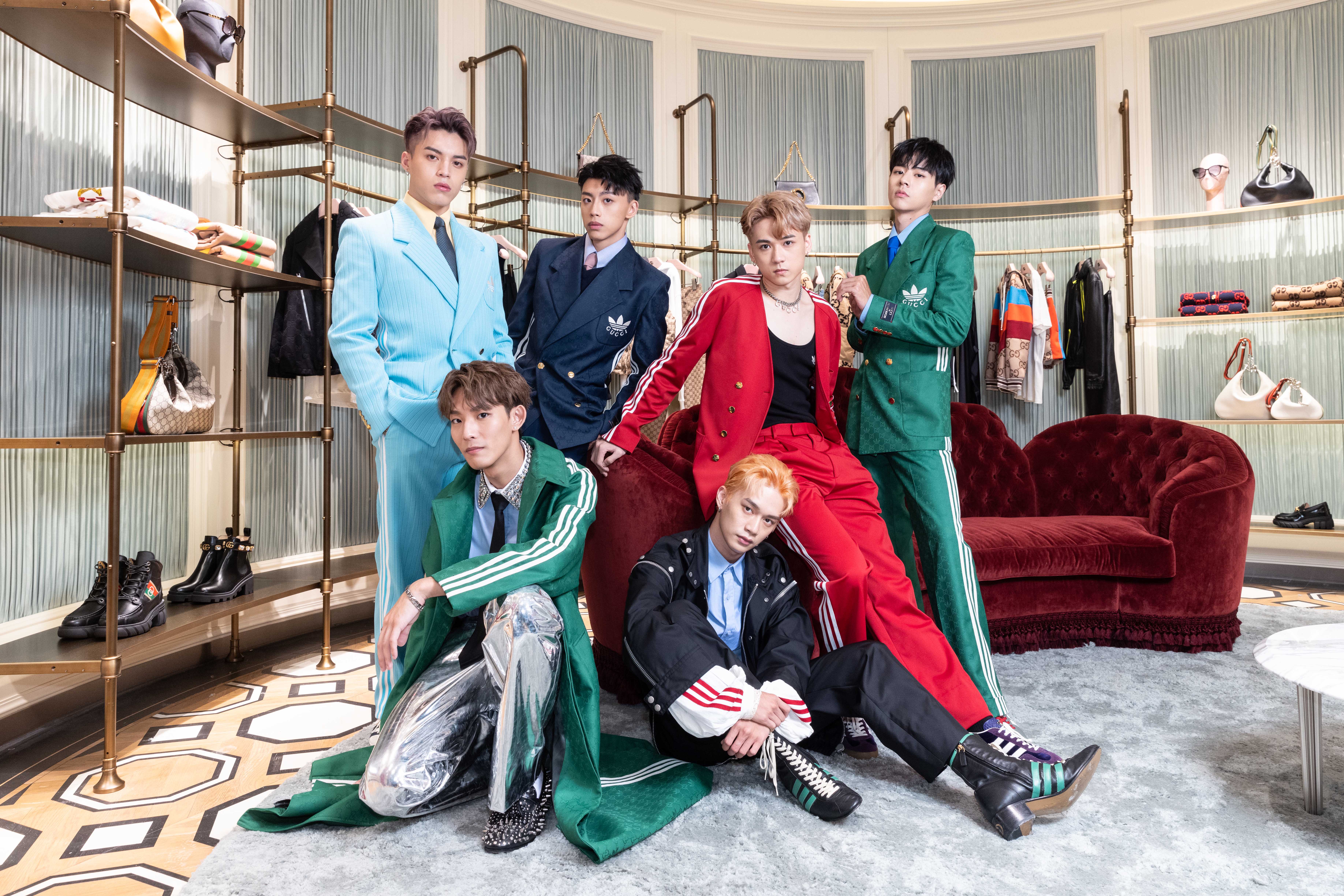 Ozone受邀擔任GUCCI高雄漢神巨蛋專門店表演嘉賓，在店內演唱《Bad Bad Love》歌曲（後排左起：李哲言、黃文廷、周祖安、林佳辰，前排左起：林煥鈞、周子翔）。（古馳提供）