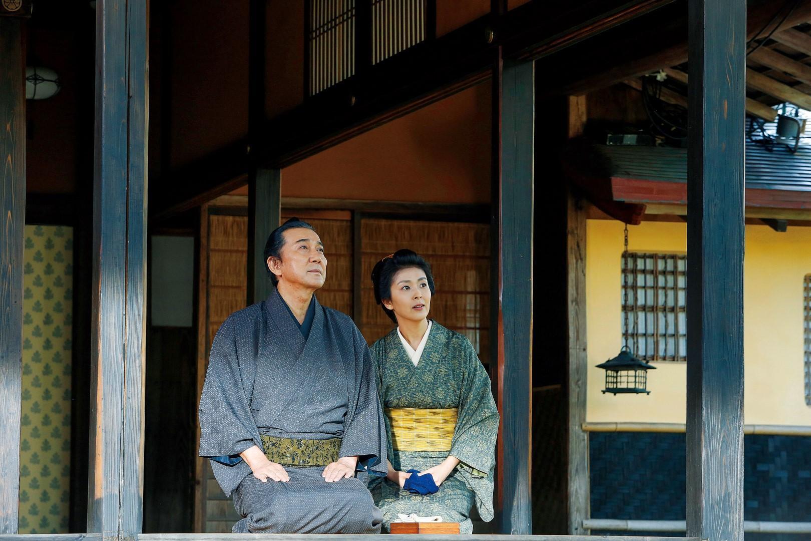役所廣司（左）與松隆子主演《最後的武士》改編司馬遼太郎著作。（金馬影展提供）