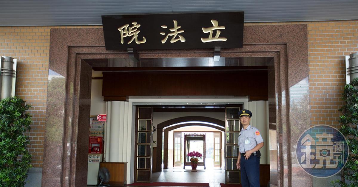 《菸害防制法》已進入朝野協商，民進黨力拼本會期能過關。