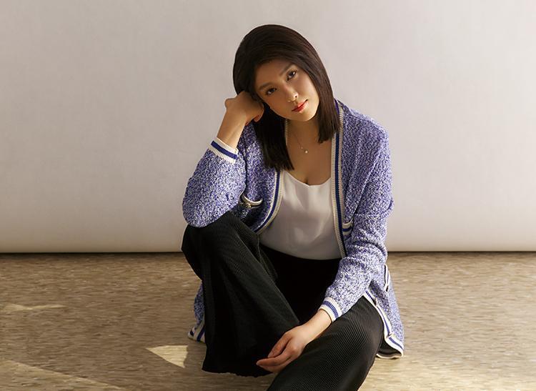朱芯儀為媽媽寶寶10月號封面她在訪問中透露老公衛斯理半夜偷哭。(媽媽寶寶提供)
