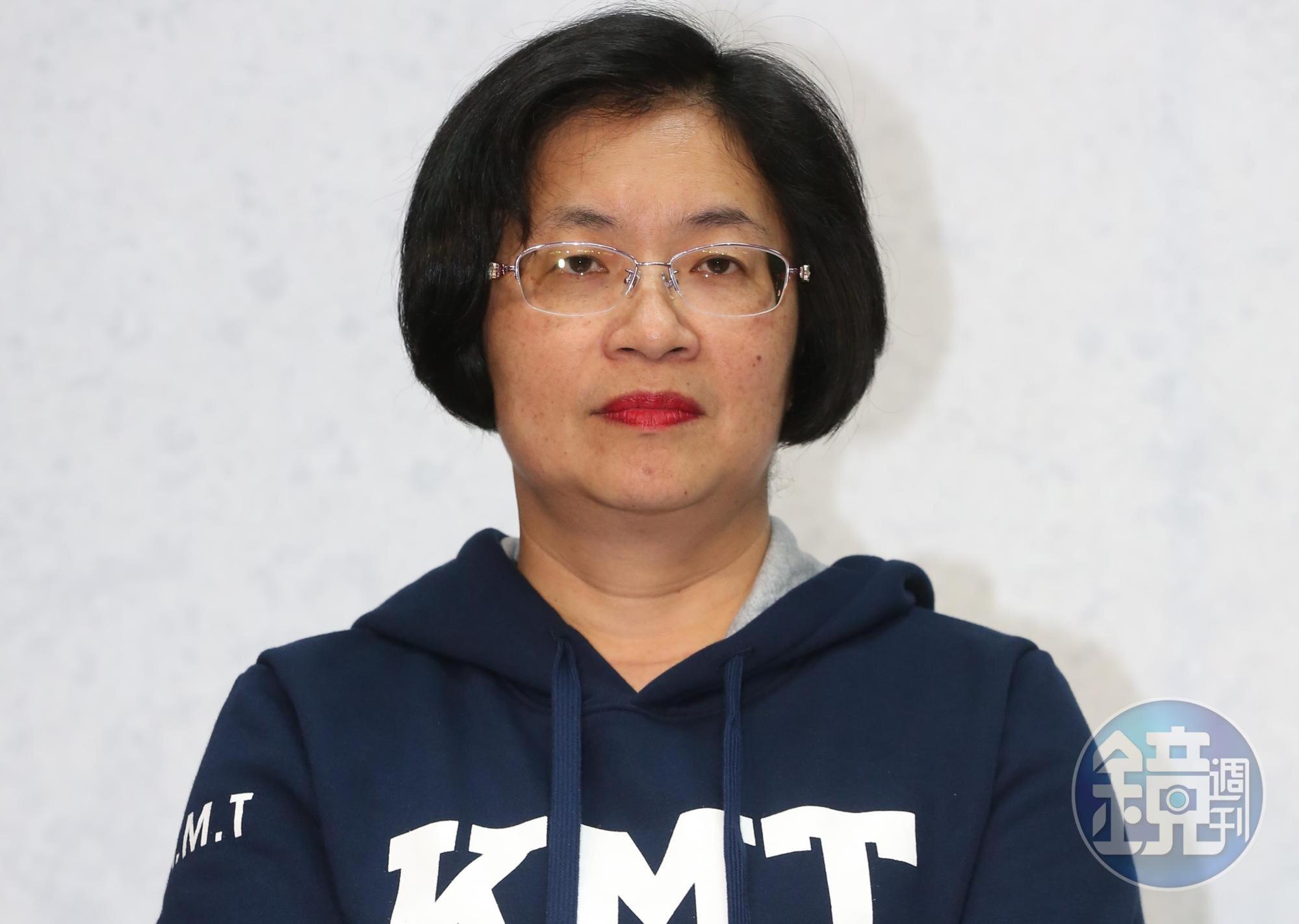 彰化縣長王惠美出席活動時，遇到喝醉酒手持鐮刀的黃姓男子，隨扈驚險奪刀並將人壓制在地。（本刊資料照）