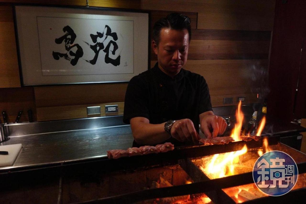 「鳥苑地雞燒」主廚湯仲鴻（Tommy）形容，飛花落院的特色是融合日式懷石及台式款待之美，餐點也有加入越來越多台灣元素。（本刊資料照）