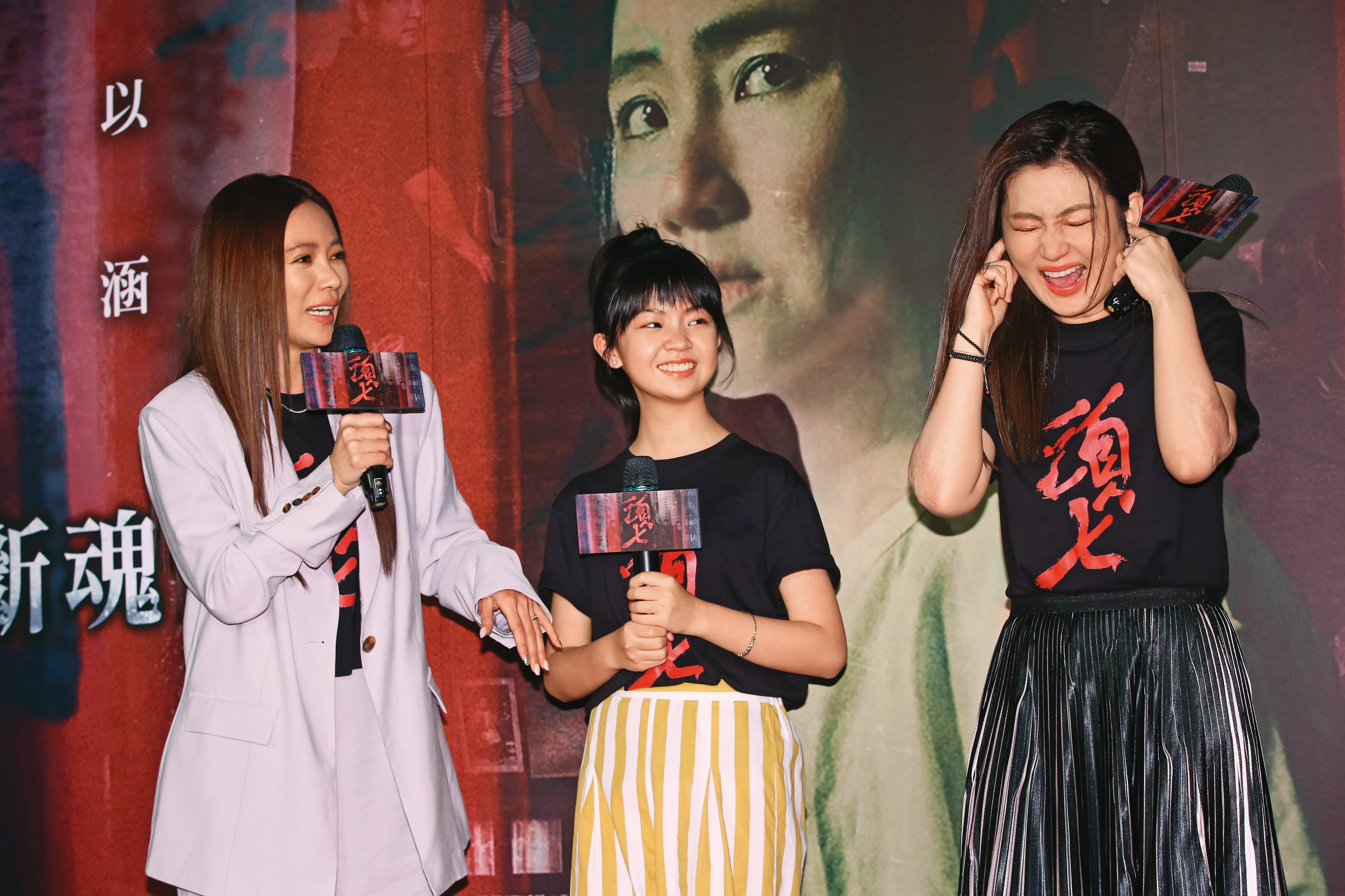 	高宇蓁第一次演出電影，就在《頭七》中扮鬼嚇Selina。