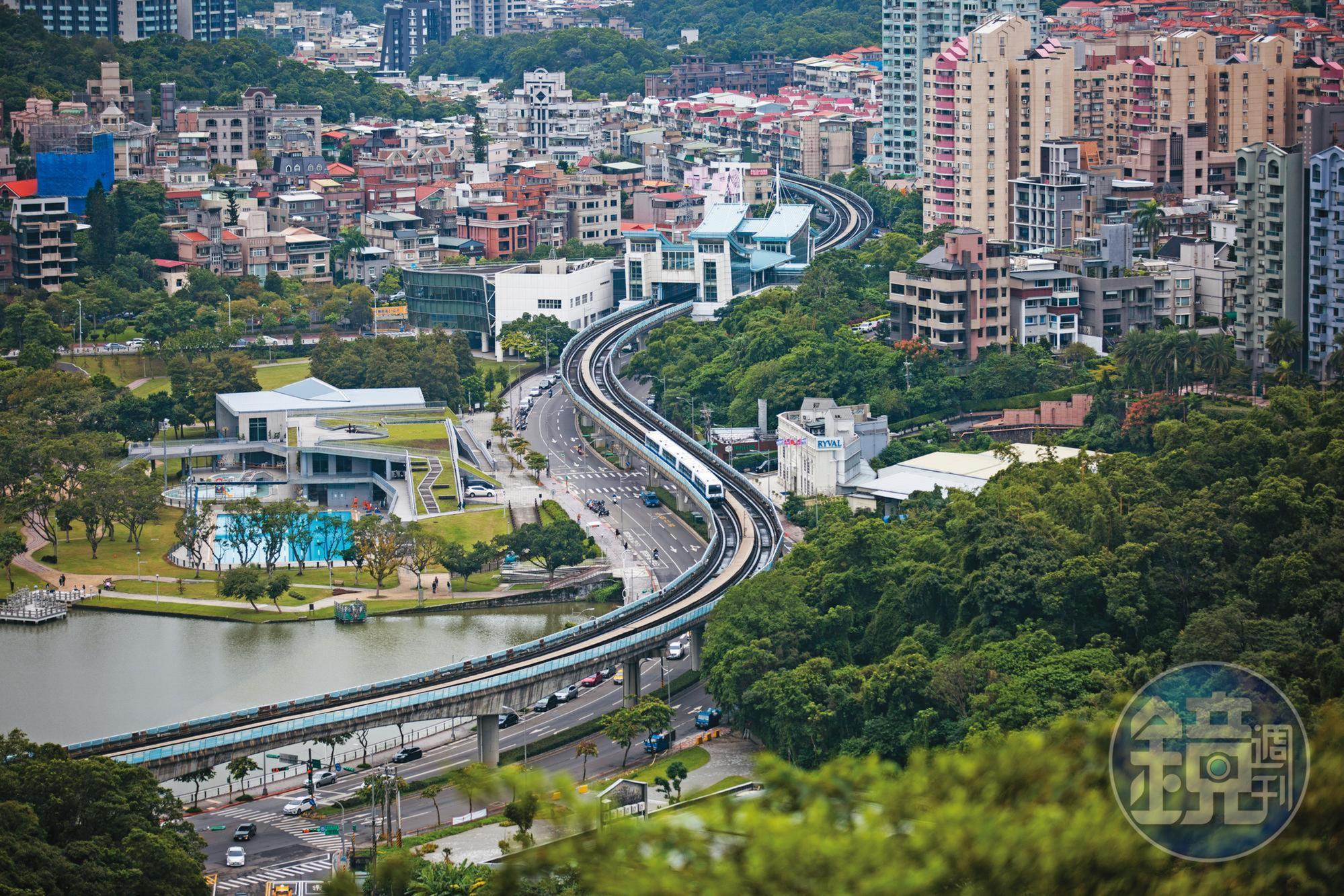 房價出現明顯價差的多是蛋黃區、蛋白區交界，尤其是渡河貫穿北市與新北的站點最有感。