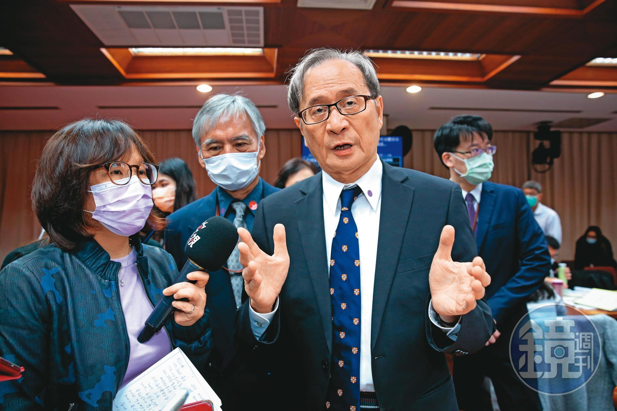 行政院原子能委員會主委謝曉星遭控對下屬性騷、霸凌，懲戒法院調查認定他涉性騷及違反性別平等5項違失，今日判罰60萬元。（本刊資料照）