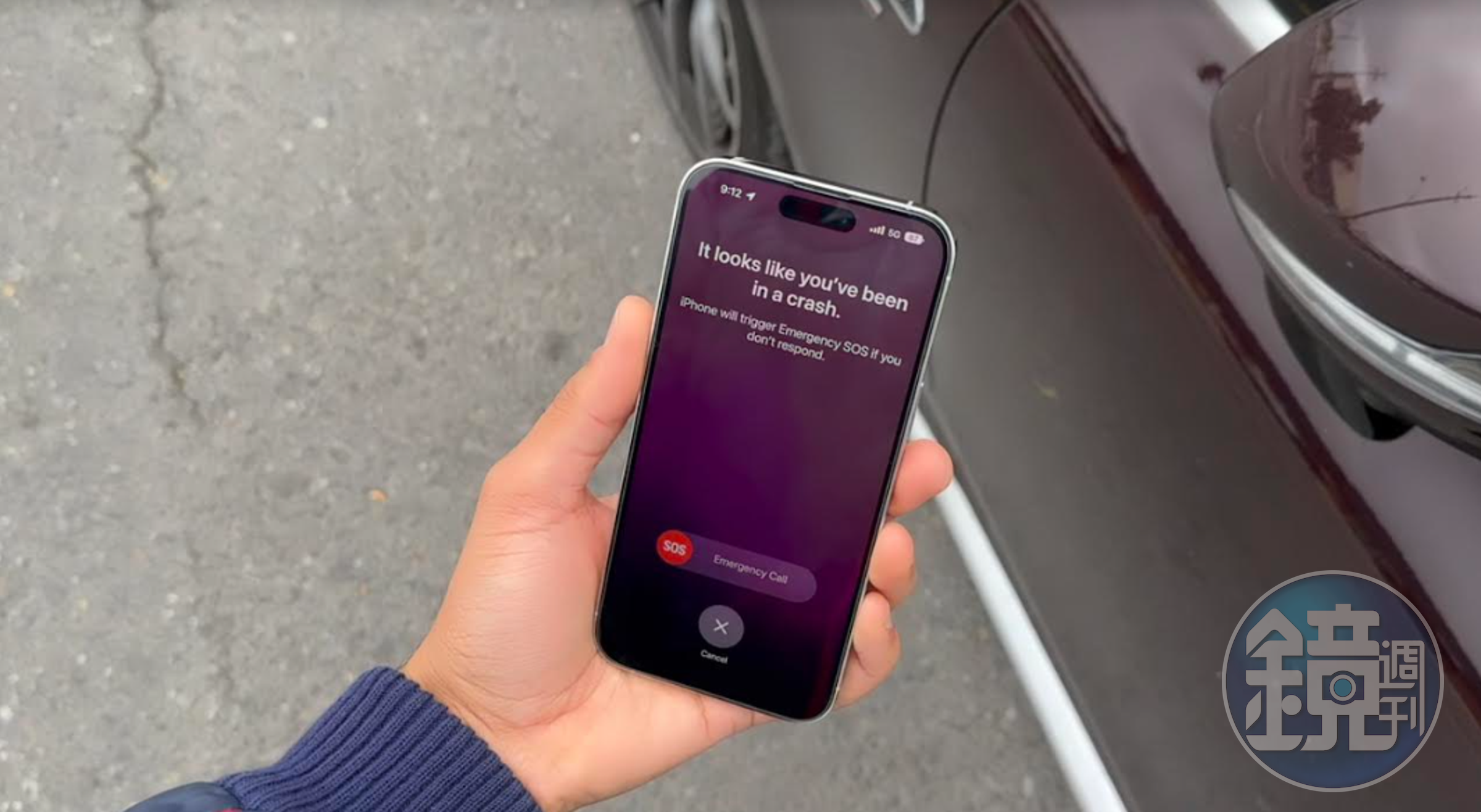 iPhone 14系列設有車禍偵測功能，當發現嚴重車禍，會幫助用戶致電緊急服務中心和通知緊急聯絡人。（示意圖，翻攝推特@RealJoseph123）