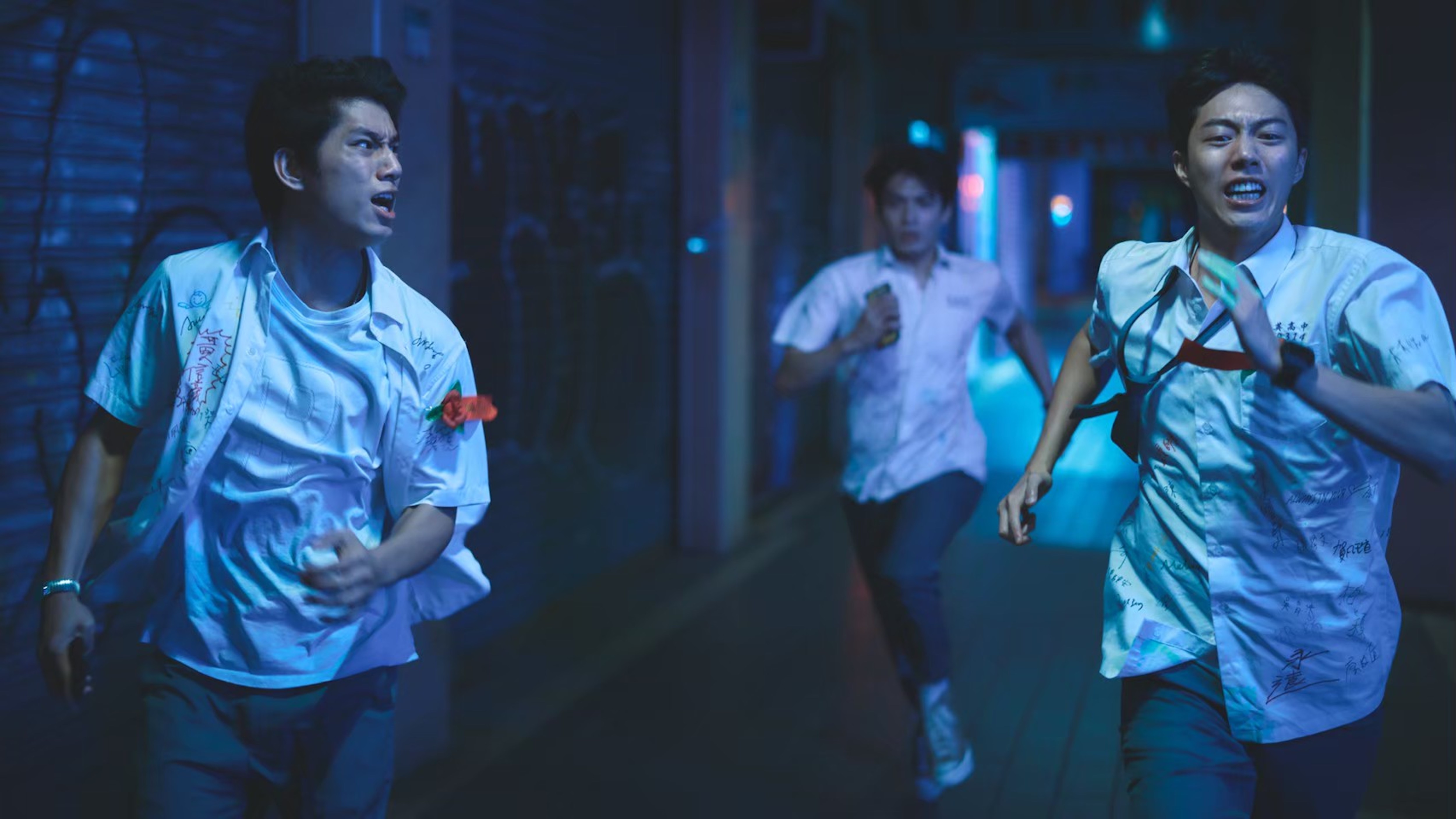 朱軒洋（左起）、宋柏緯、蔡凡熙在《黑的教育》翻轉形象、集體黑化。（禾豐九路提供）