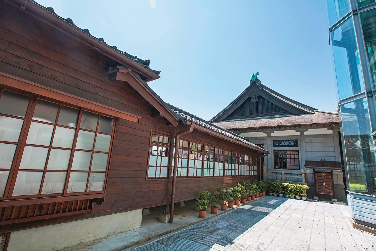 大溪武德殿廊道經過修復,保留日式建築風格與美學。