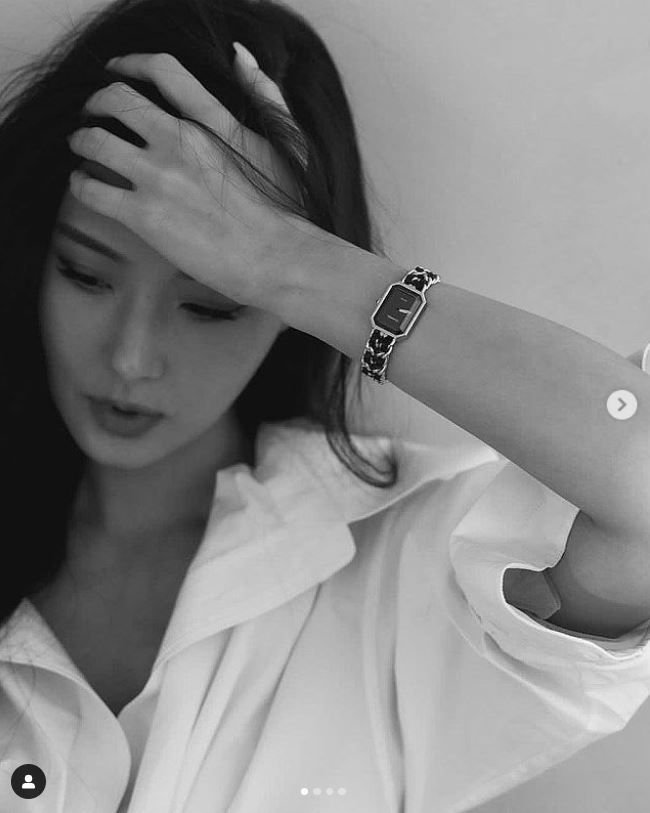 孫芸芸和女兒合照被讚宛若姊妹,不過卻美照卻被女兒像頭痛。(翻攝自孫芸芸臉書)