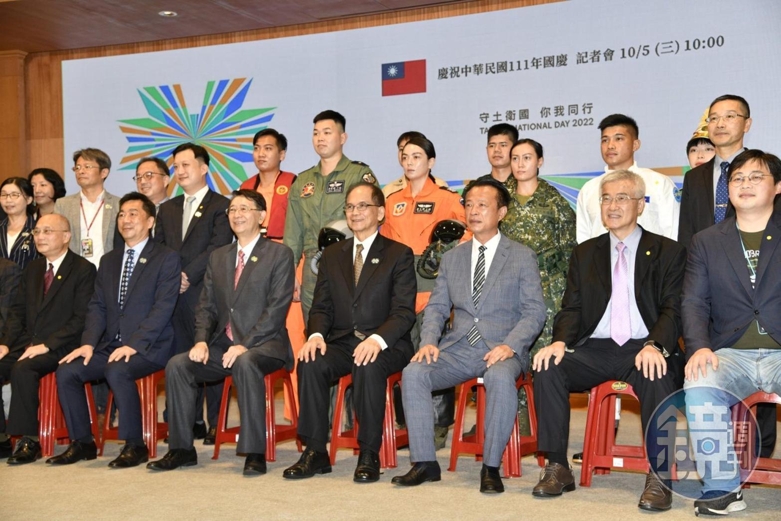 雙十國慶將至,國慶籌備委員會今(5)日上午舉行記者會,擔綱主任委員的立法院長游錫堃出席致詞。