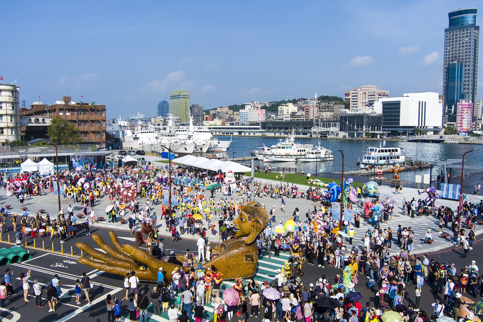 海洋老鷹嘉年華首次於國門廣場舉辦，邀請到國內外創新的團隊來基隆踩街。