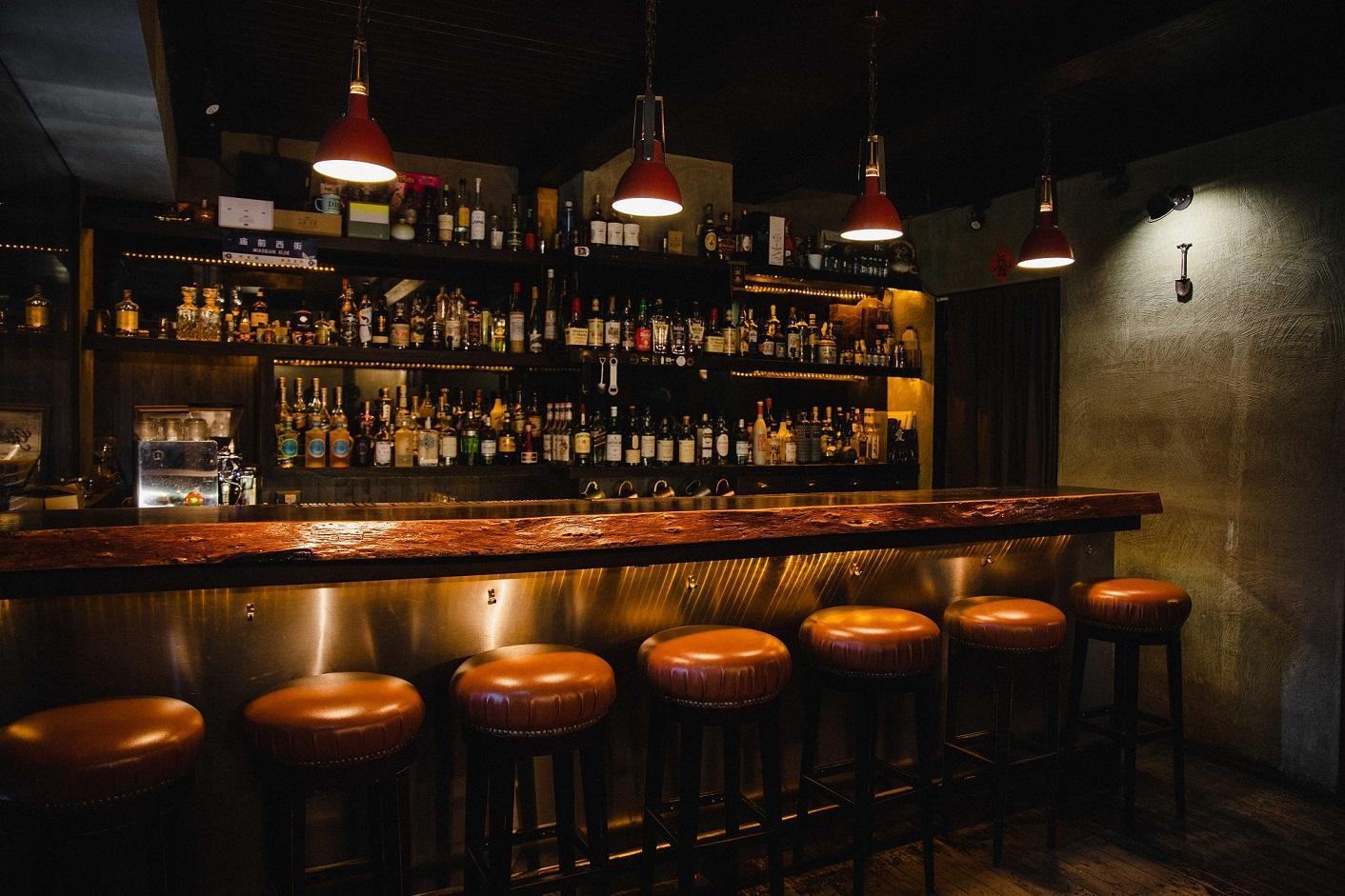 Digout無預約、無酒單、無餐點，單純輕鬆喝酒。（信義幹線Bar Hopping 提供）