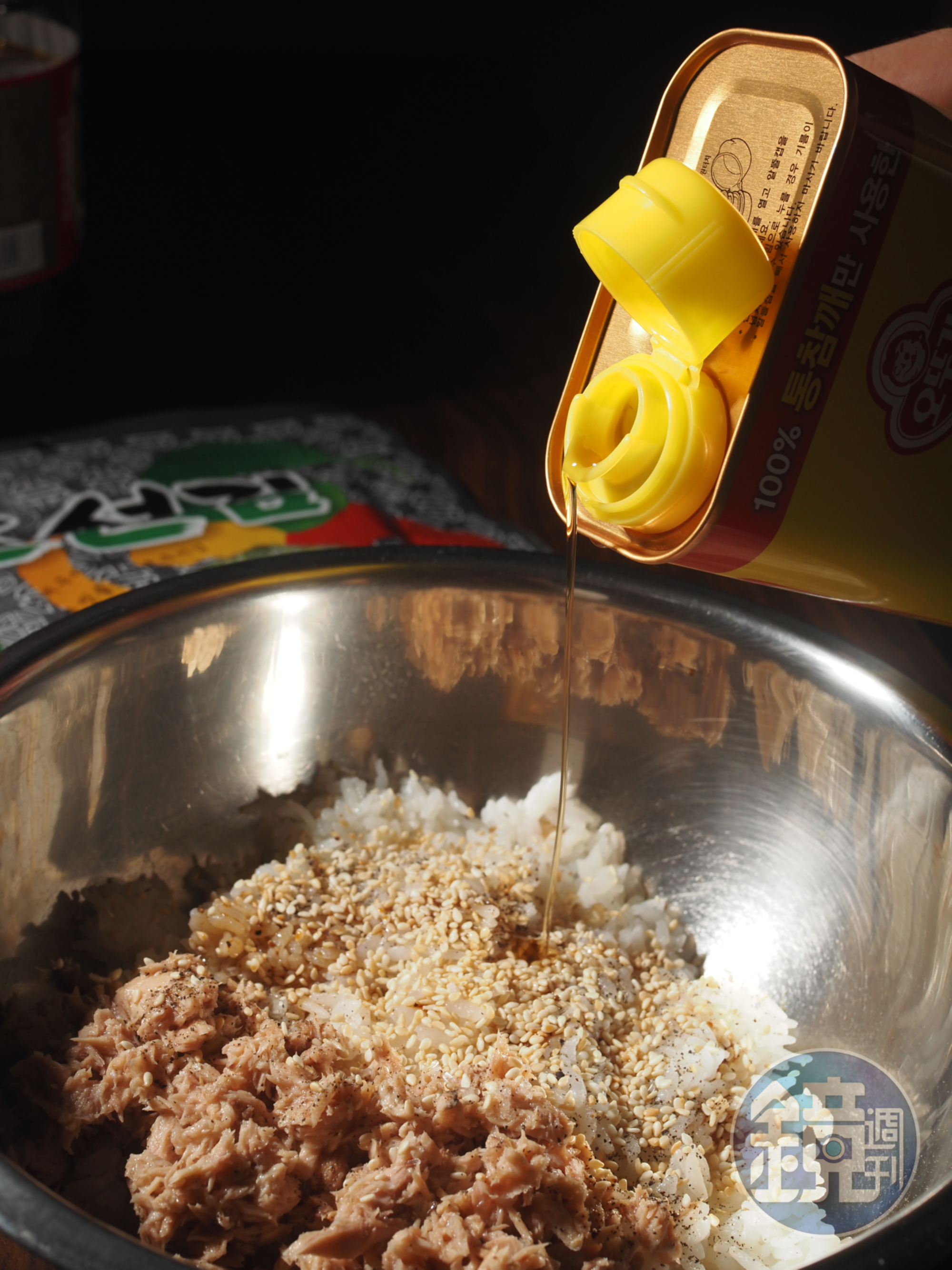 韓國麻油香氣比較清淡,如果用黑麻油,用量要減半。