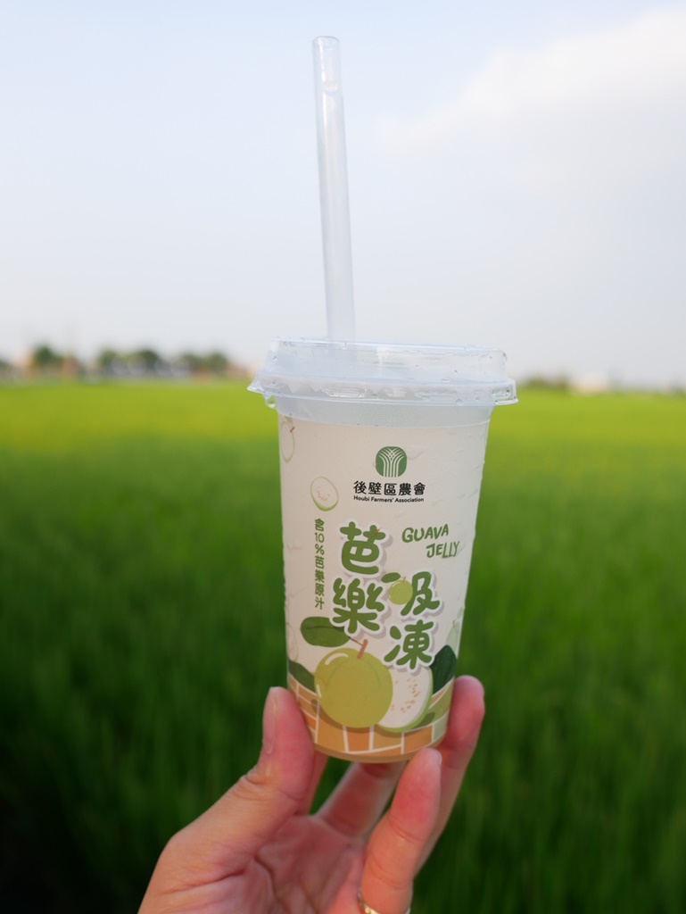 現在亦有其他的後壁區農產品，比如說新產品芭樂吸凍非常好喝。（80元／2杯）