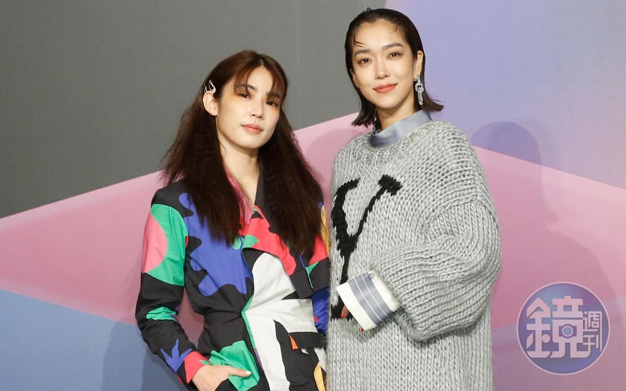李霈瑜（右）、林思宇（左）兩位台北女攜手出席台北時裝週大秀。