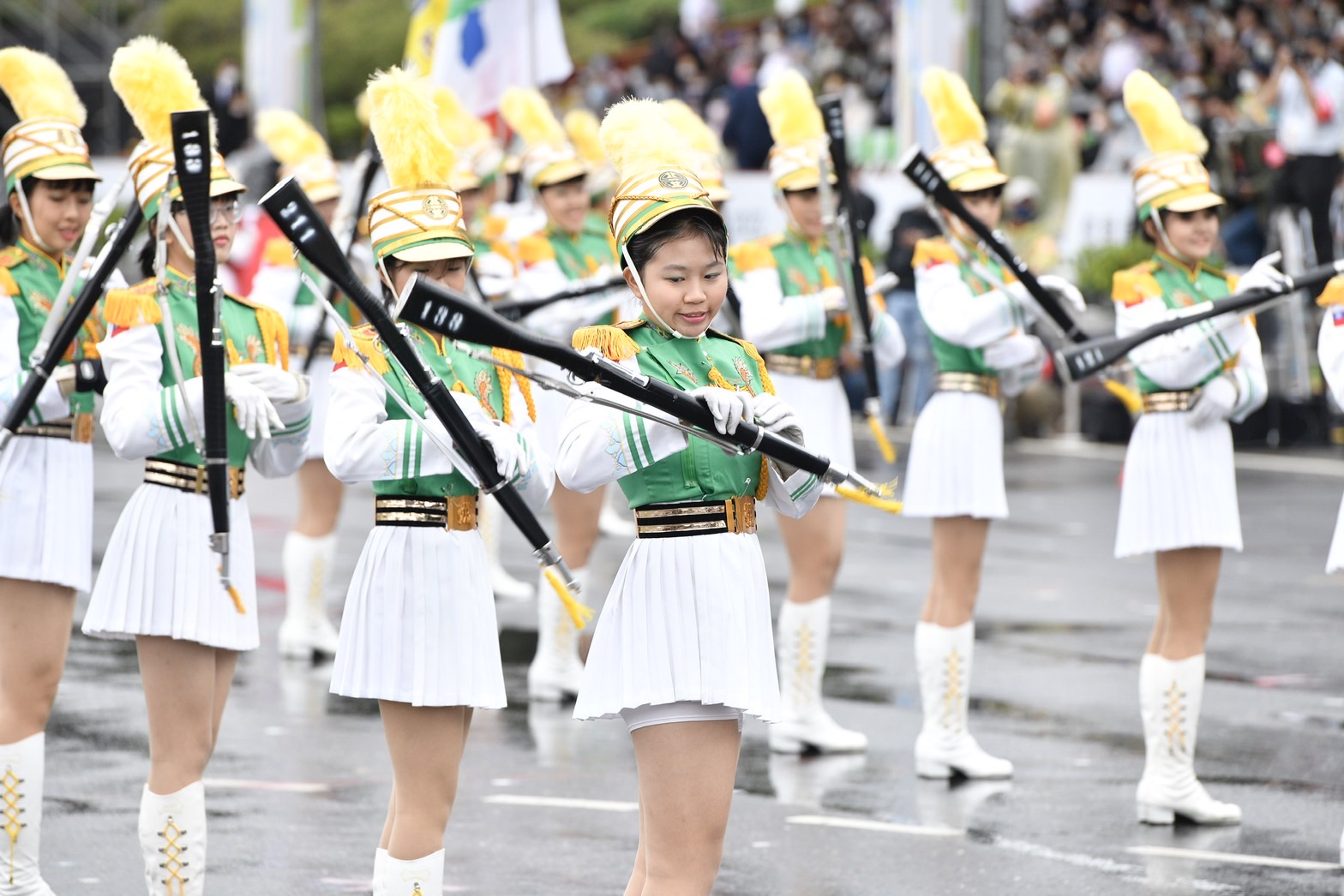 北一女樂儀旗隊表演。