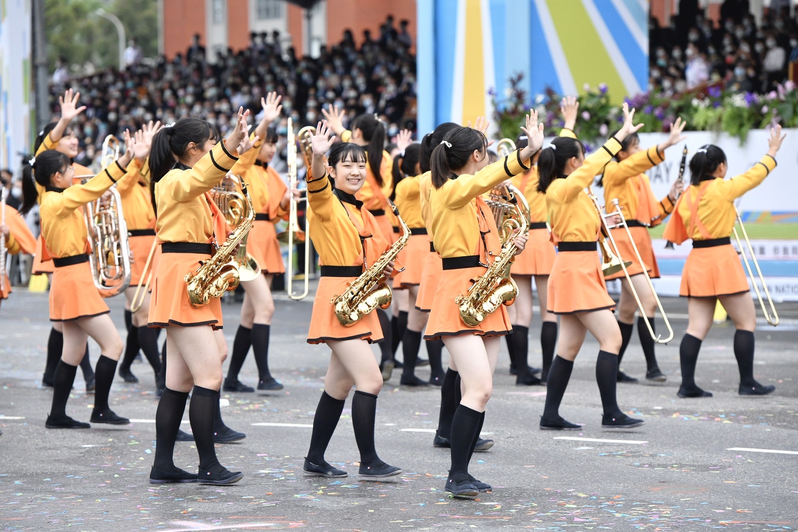日本京都橘高校吹奏部受邀來台演出，青春有活力的表演得到許多民眾掌聲。