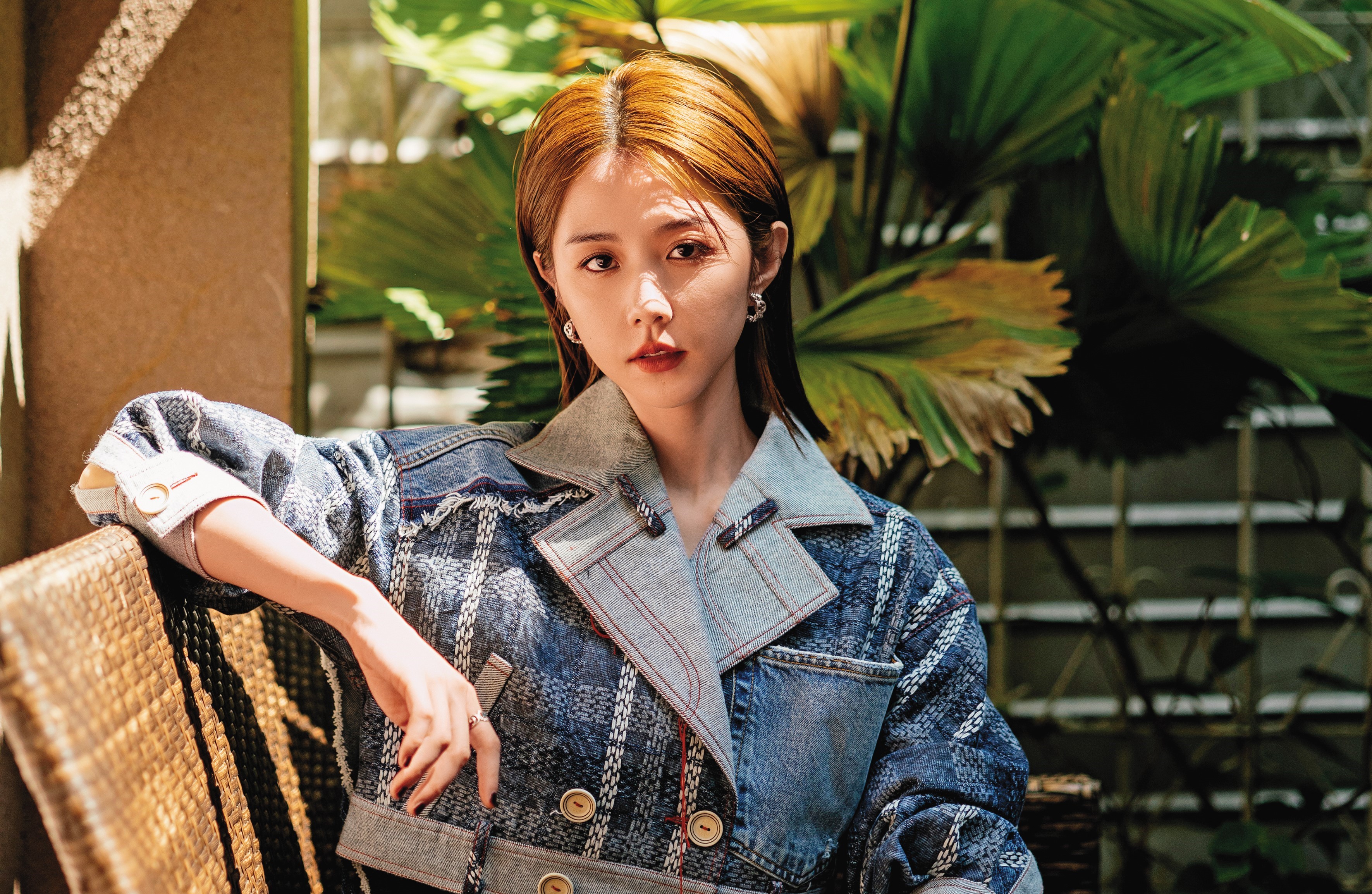 邵雨薇不計戲分，期許自己能有更多不同的作品，目前力拚演藝事業的她，不趕著結婚，但考慮先凍卵。