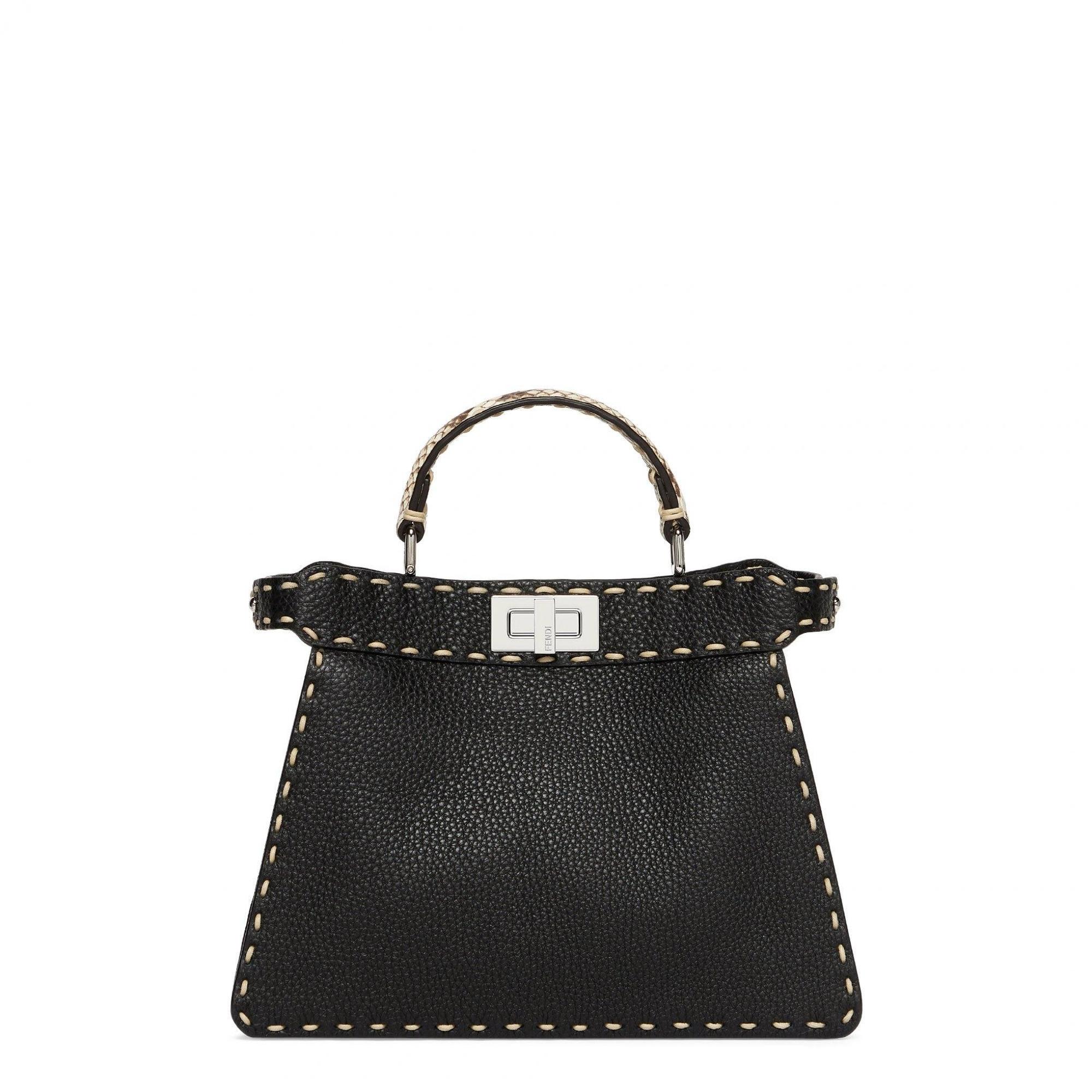 限定系列Peekaboo ISeeU Small。NT$168,000(FENDI提供)