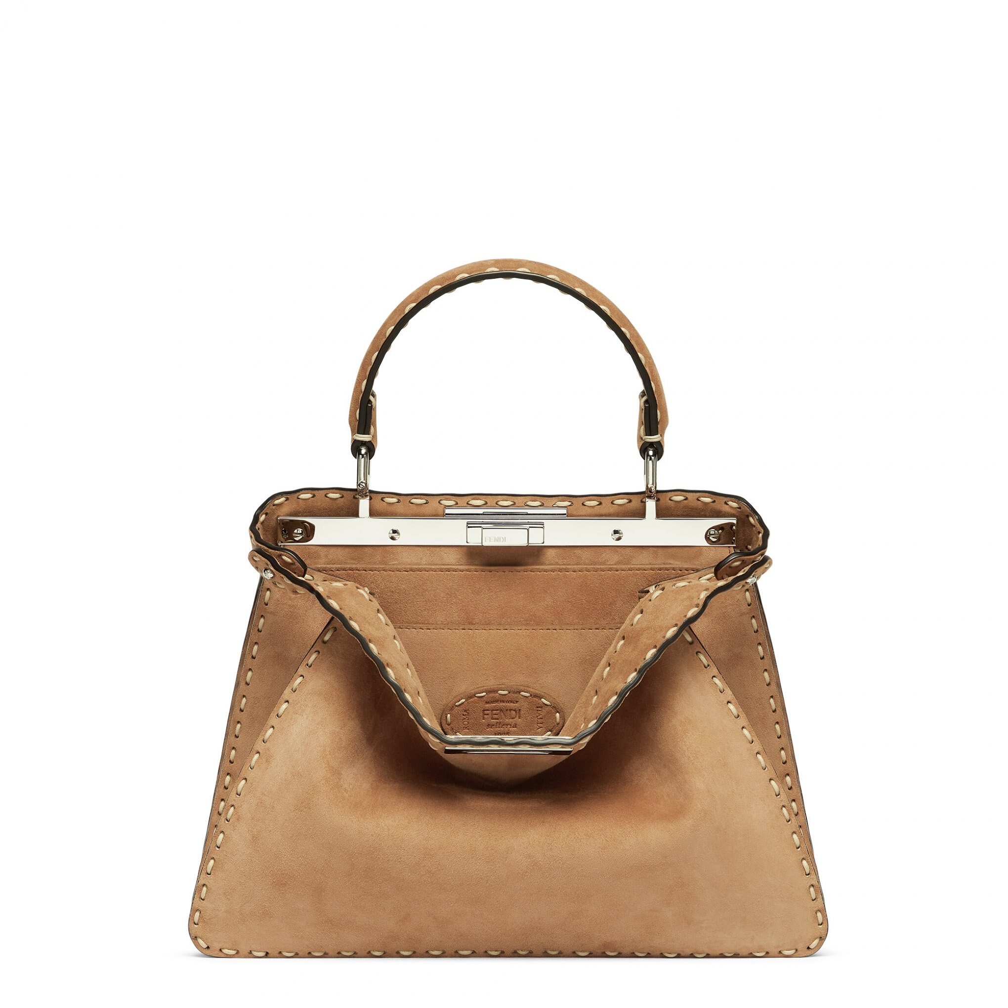 限定系列麂皮Peekaboo ISeeU Medium。NT$178,000（FENDI提供）
