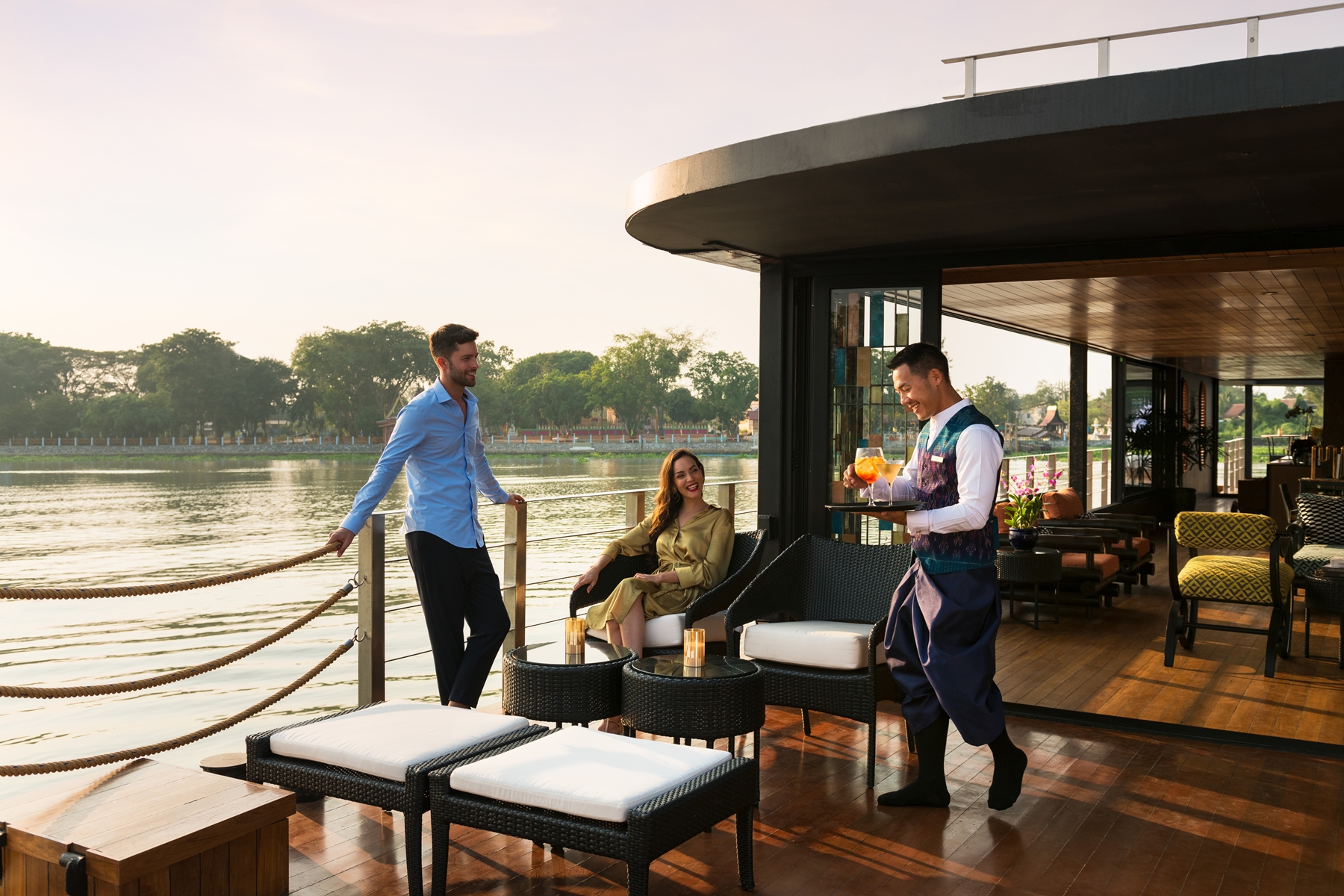 台灣自2022年10月13日開始，放寬入境免隔離，改採7天自主防疫，到越南、泰國也不需隔離，意味著今後將不受疫情限制，隨時都可飛到曼谷搭船旅行。（Loy Pela Voyages提供）