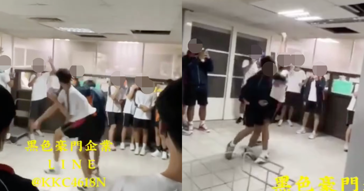屏東某高中今日有2名學生互毆，數十名同學圍觀叫囂彷彿格鬥場。（翻攝自黑色豪門企業）