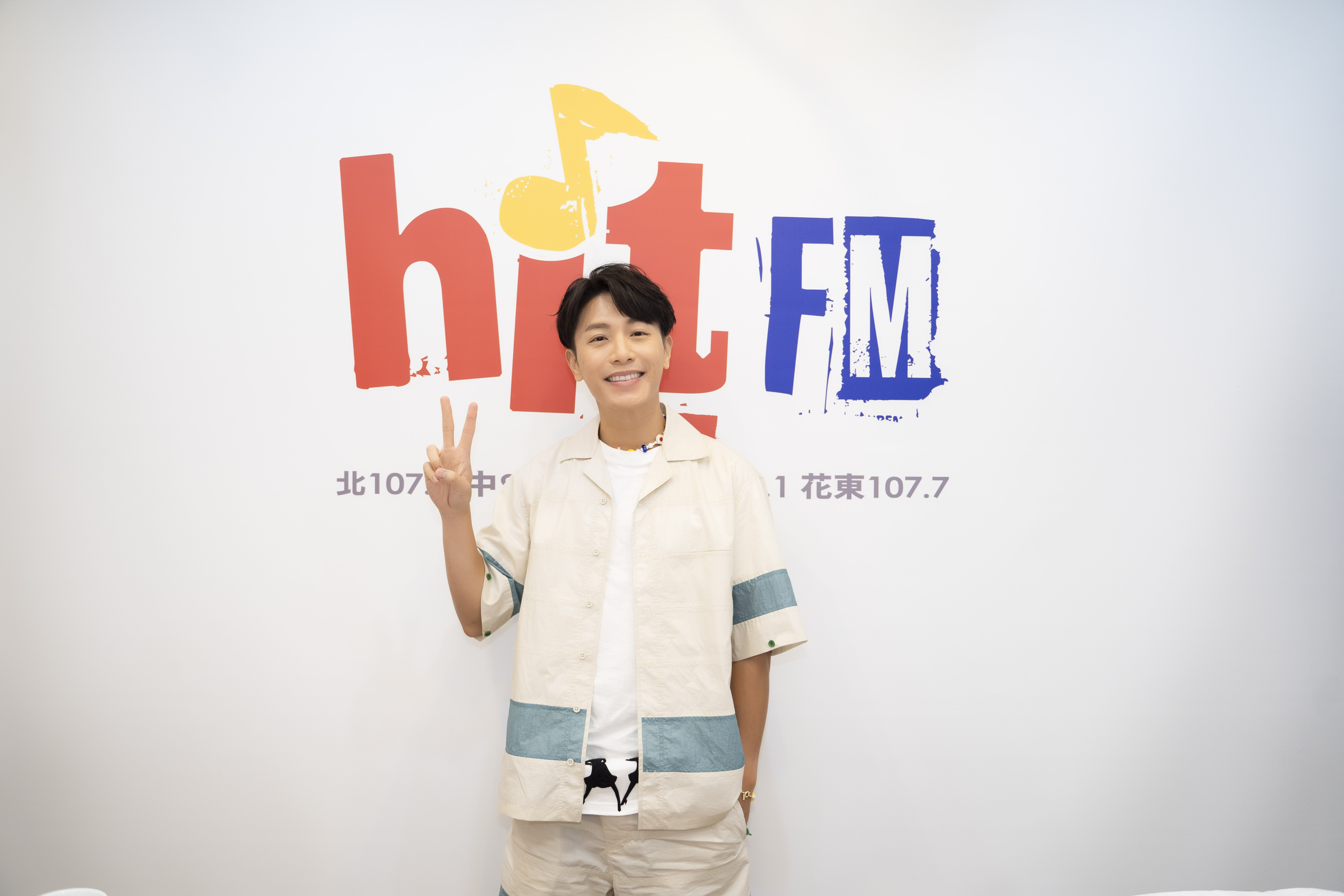 韋禮安剛發新專輯《明天再見》，認為這張專輯就是現在的韋禮安。（Hit Fm5聯播網提供）