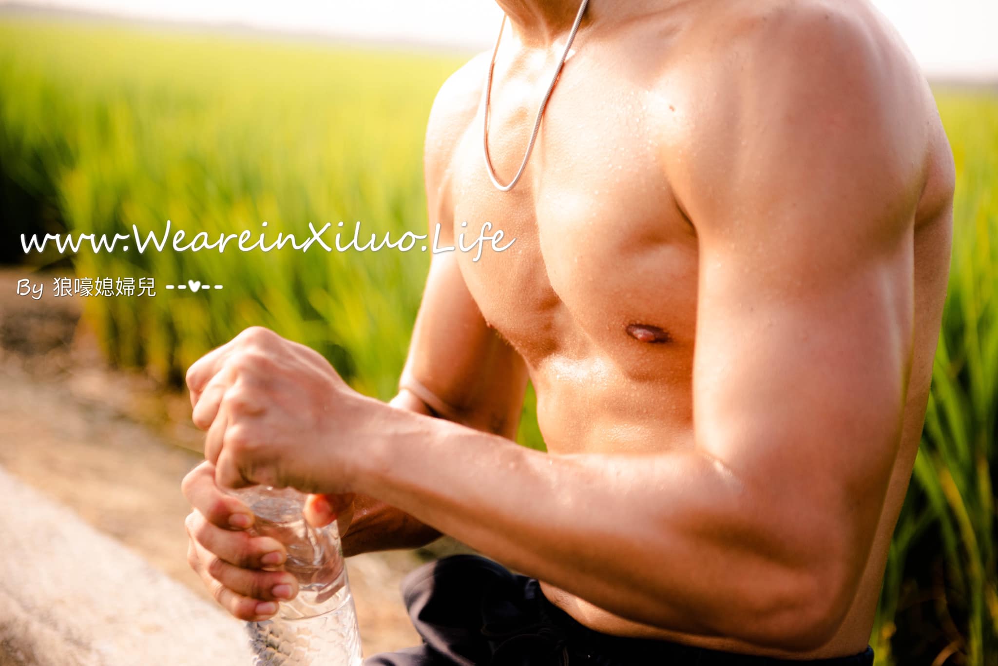 農業文創粉專「有朝一日‧西螺小農」推出猛男農民曆，獲得廣大迴響。（翻攝自「有朝一日‧西螺小農」臉書）