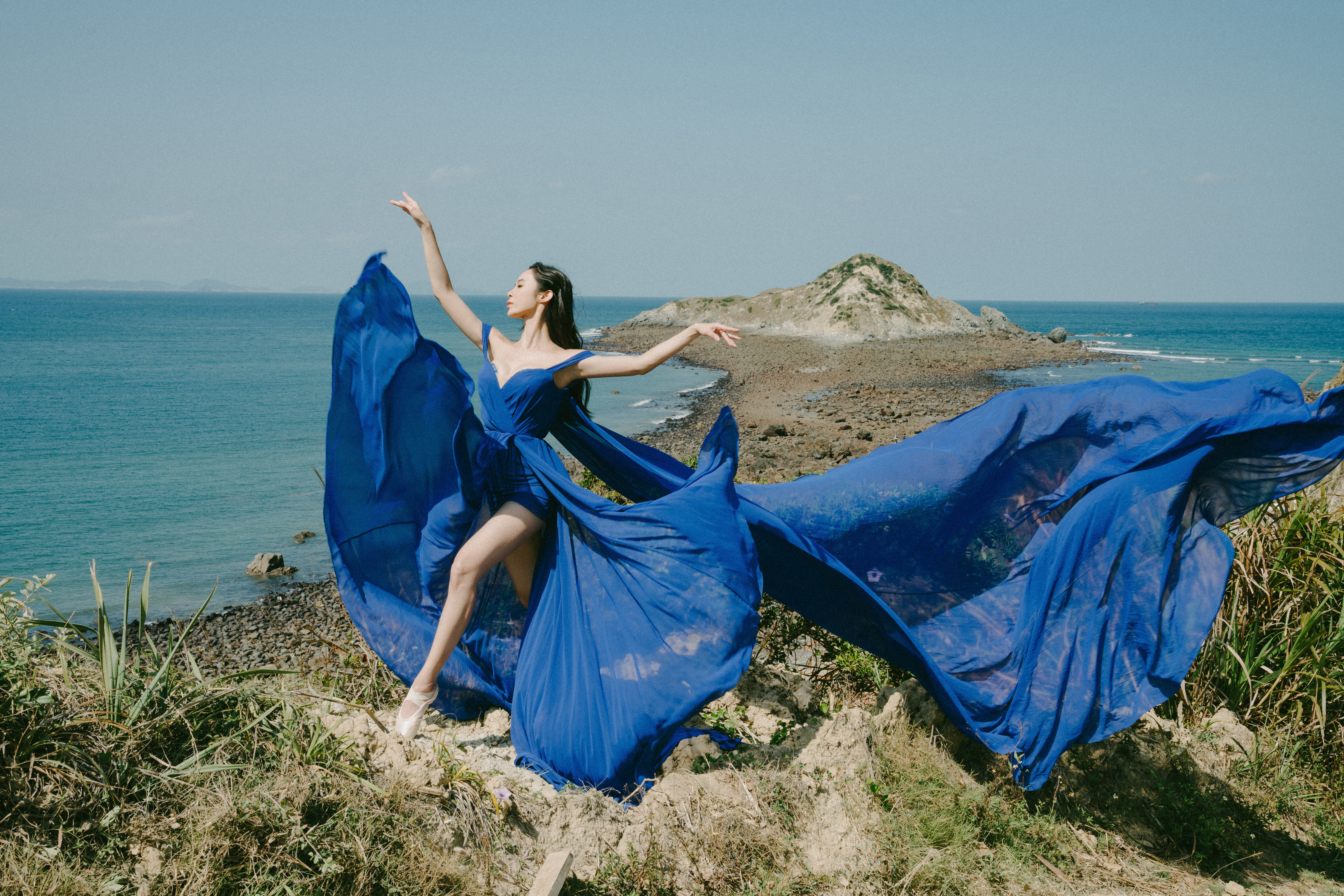 茵茵應馬祖國家風景區管理處邀請，前往拍攝創新主題景點。（維恩原創Rocky提供）