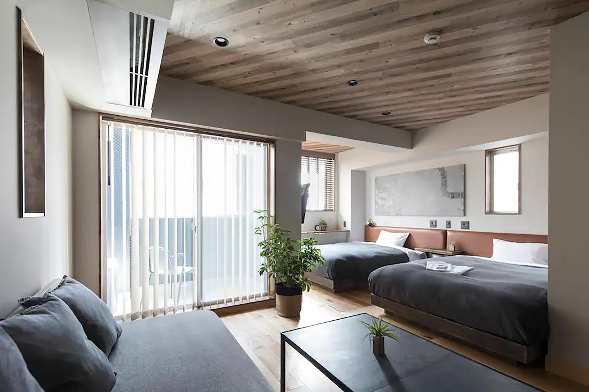 HOTEL VINTAGE TOKYO是一棟十層樓的旅店,每層樓僅有一間極為寬敞的客房。(Airbnb提供)