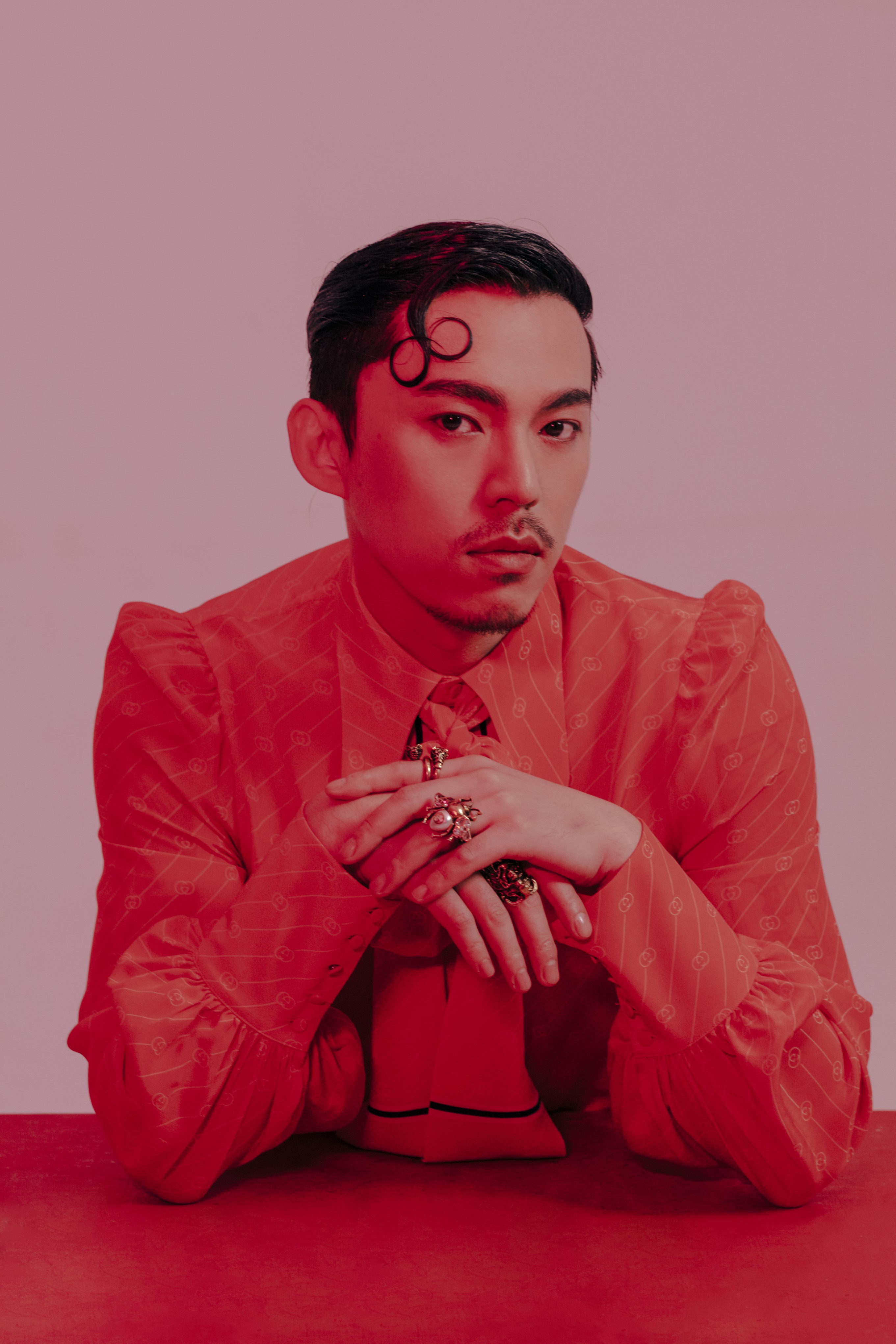 近期,HUSH忙著為新專輯收尾。(Legacy提供)