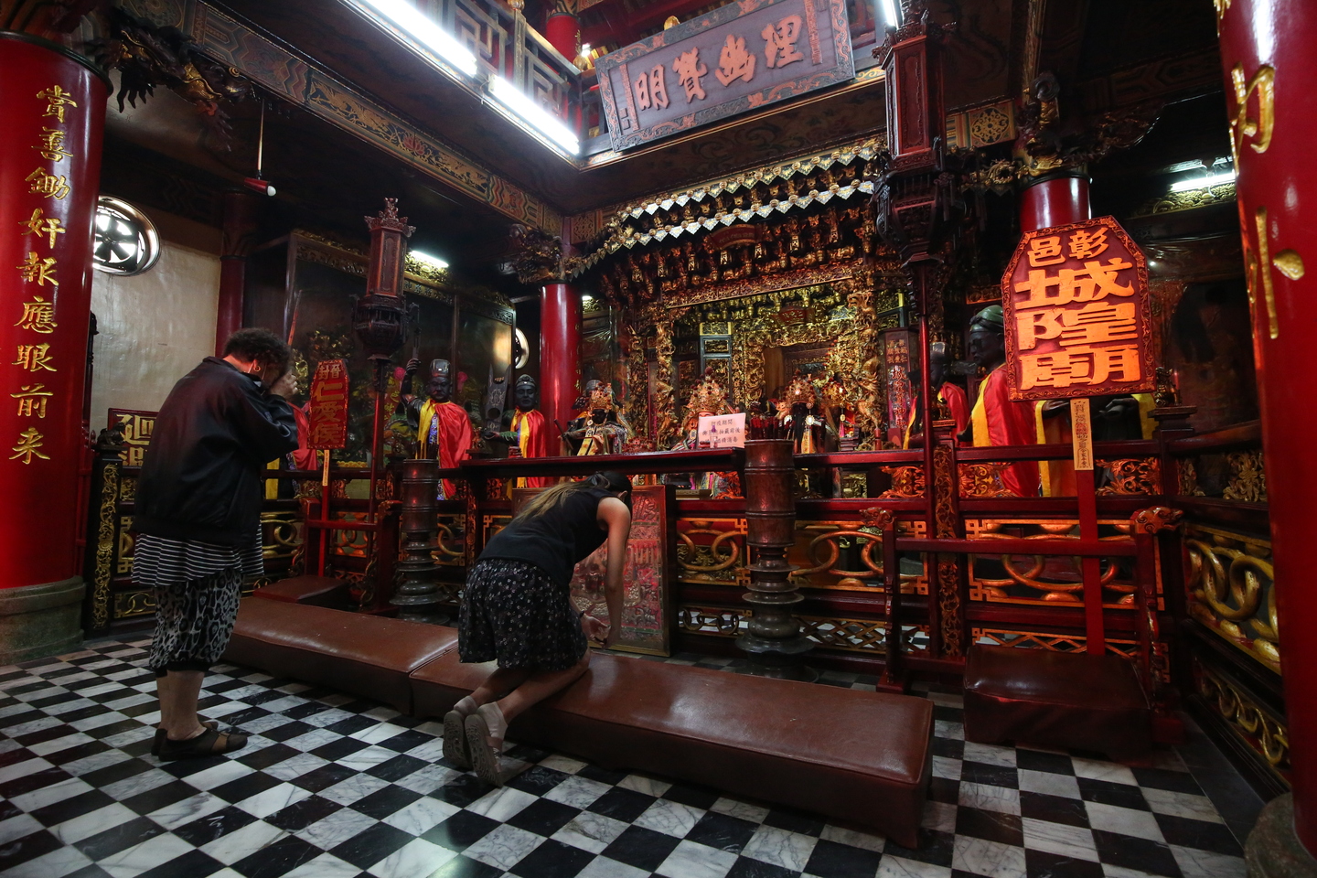 城隍廟始建於清雍正11年，至今已有近300年歷史。