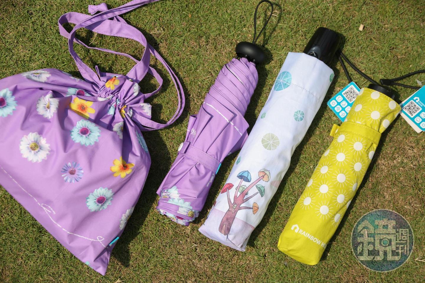 卡里善之樹至今仍有生產品質很好的雨傘。（右起550元、790元、650元）