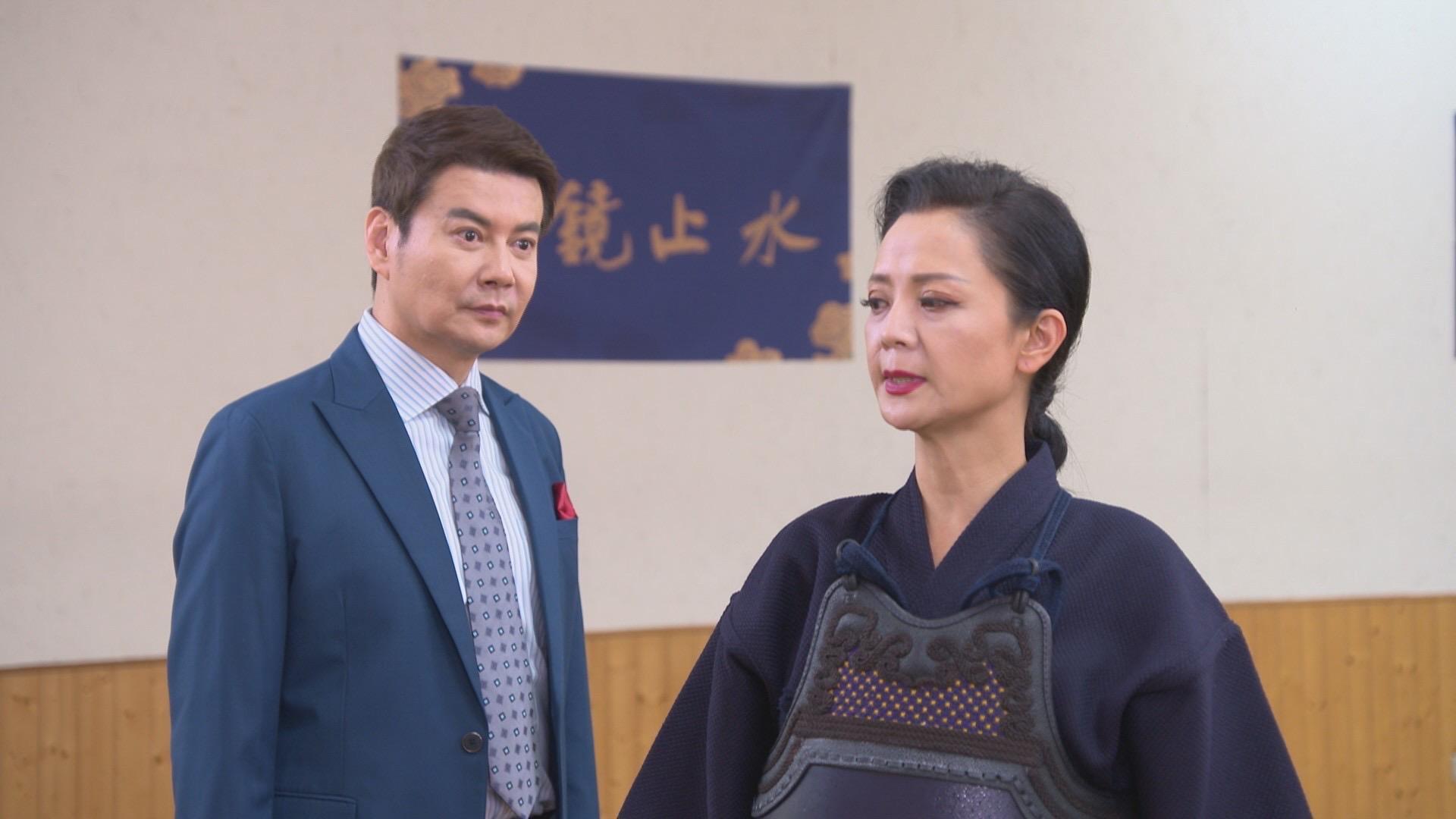 高欣欣(右)八點檔《市井豪門》挑戰演出角頭老大,是倪齊民(左)的前女友。(民視提供)
