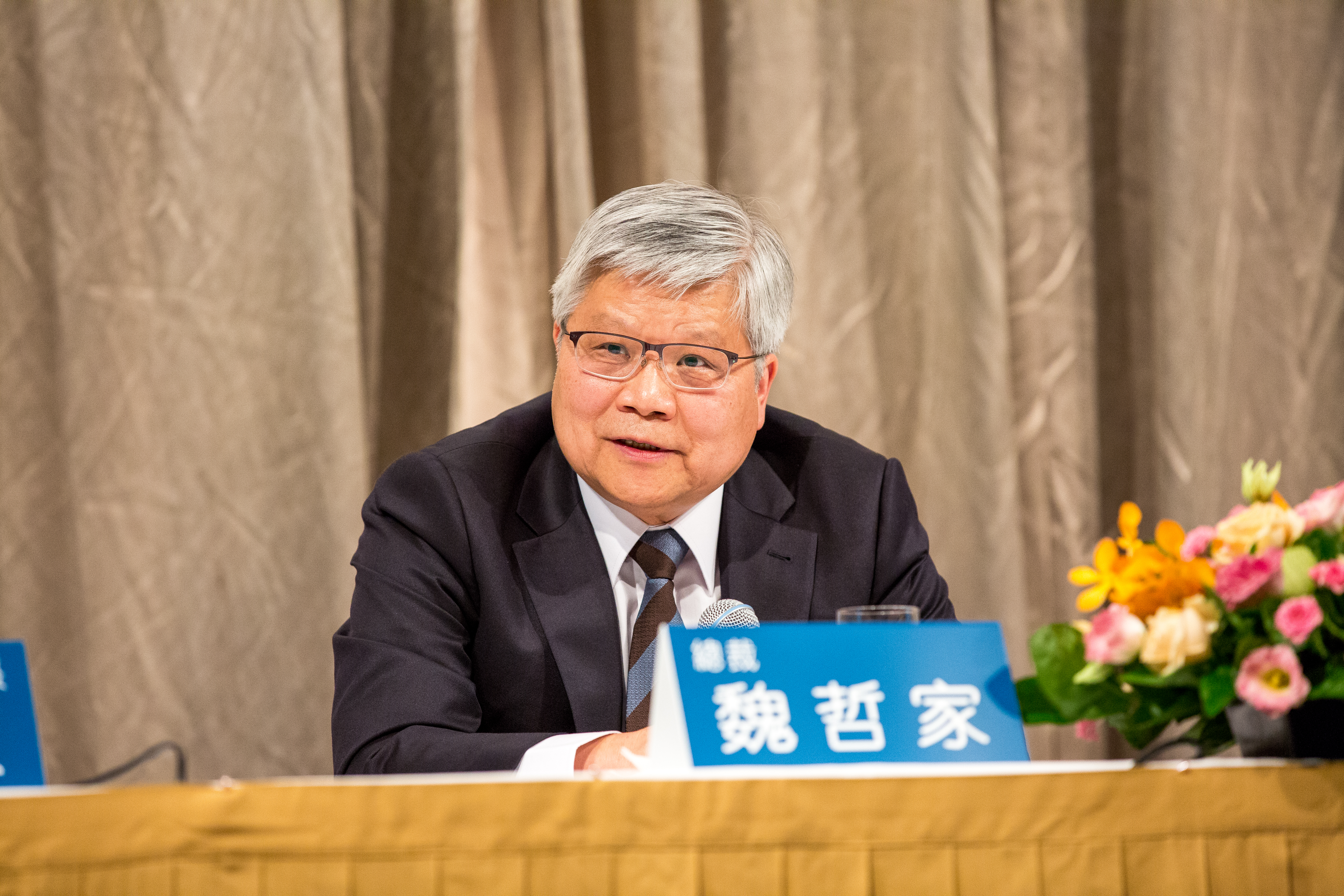 台積電總裁魏哲家宣布調降今年資本支出。