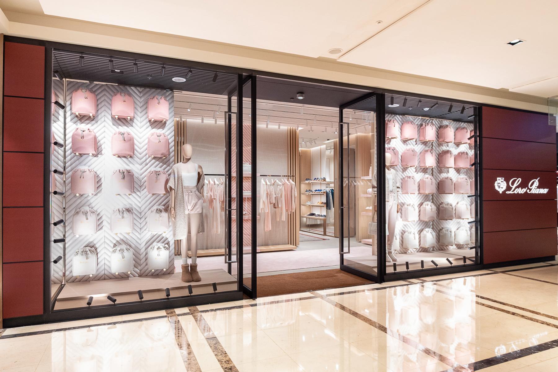 Loro Piana於台北新光三越A4館開設Loro Piana Cocooning系列期間限定店中店。(Loro Piana提供)