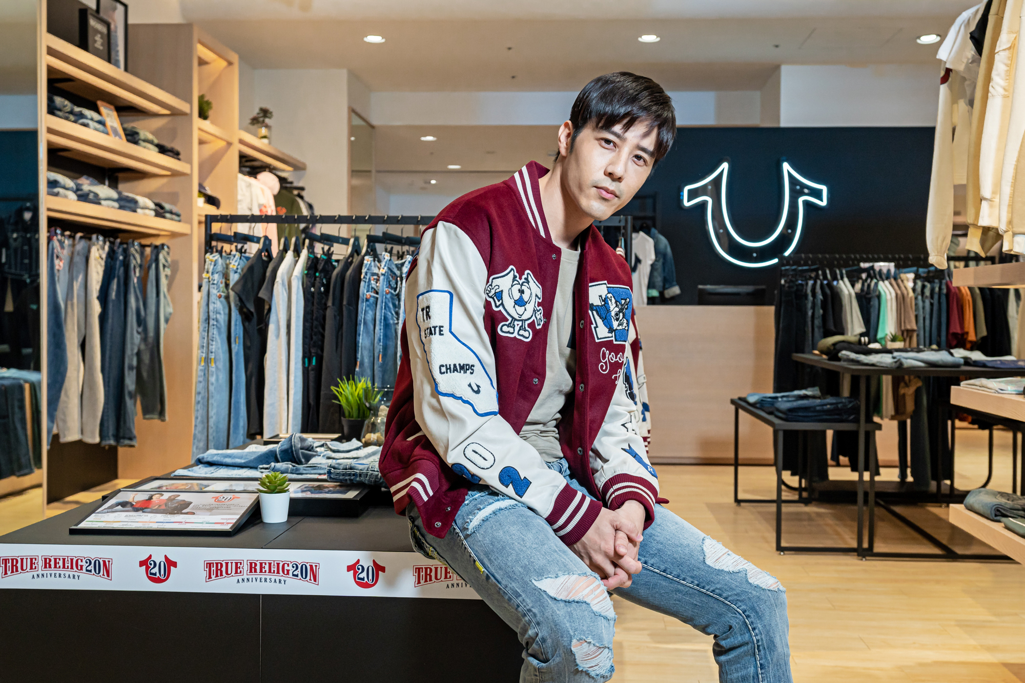 信仰持續昇華 True Religion引領您進入奢華丹寧的時尚殿堂 True Religion 20週年 推出限量系列 